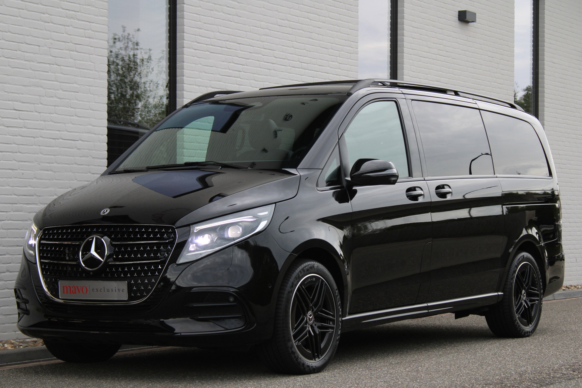 Auto afbeelding: 24