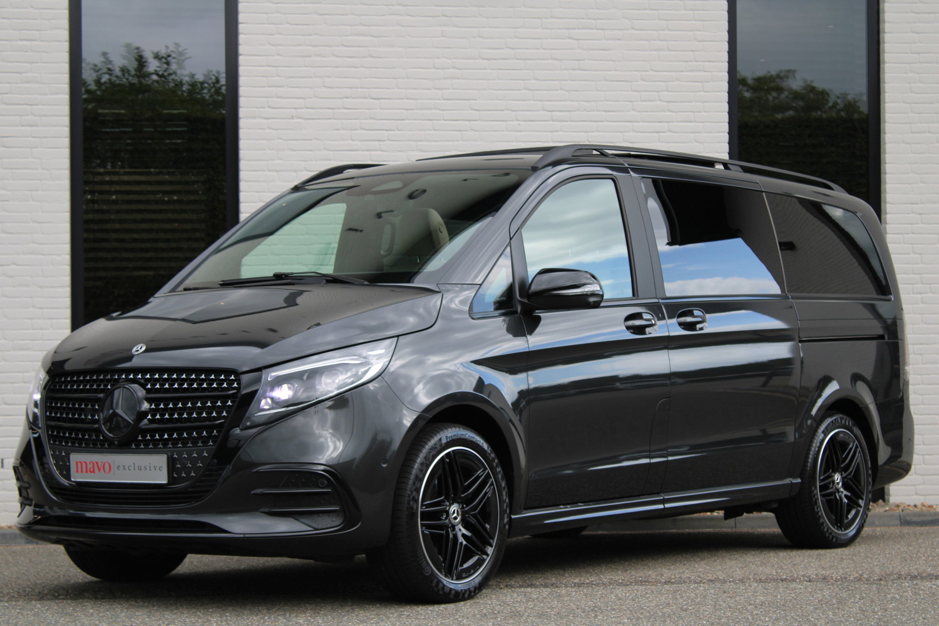 Auto afbeelding: 2