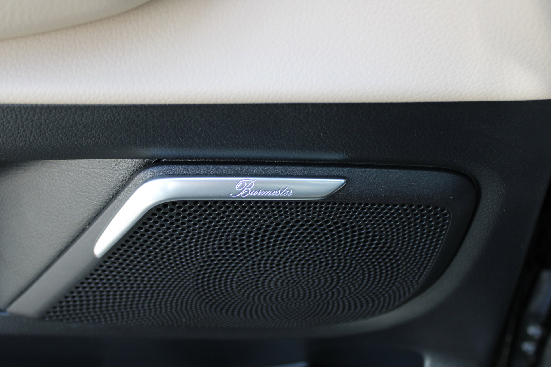 Auto afbeelding: 24