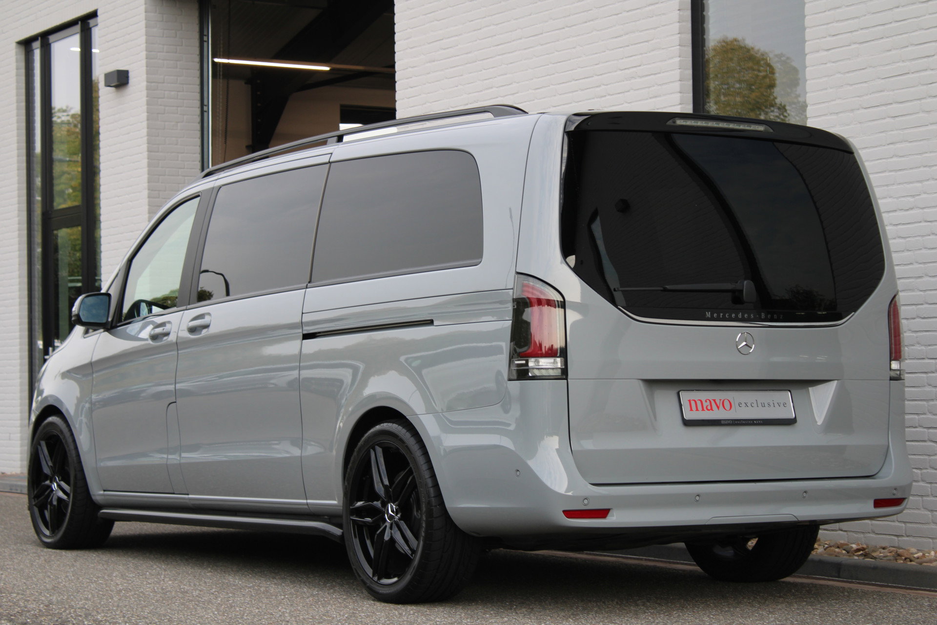 Auto afbeelding: 24