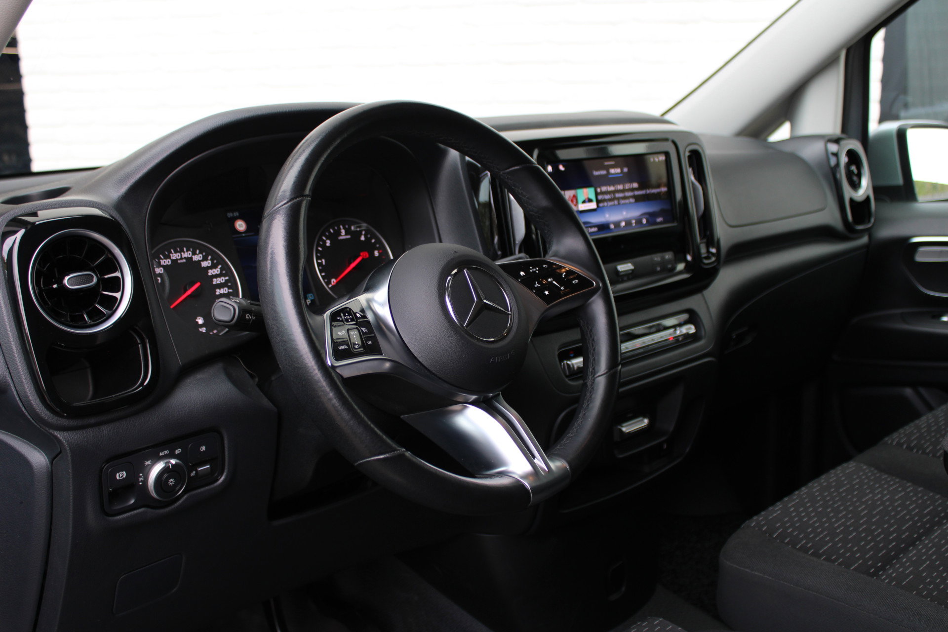 Auto afbeelding: 4