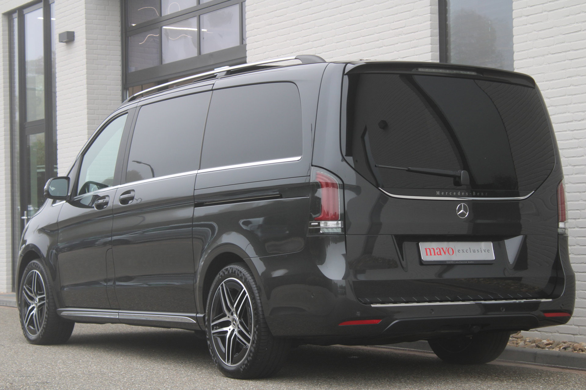 Auto afbeelding: 24