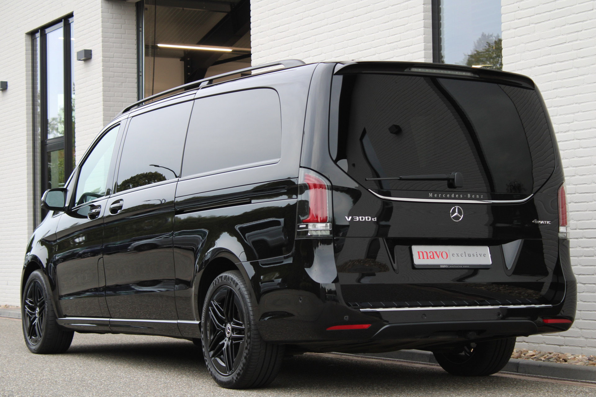 Auto afbeelding: 24