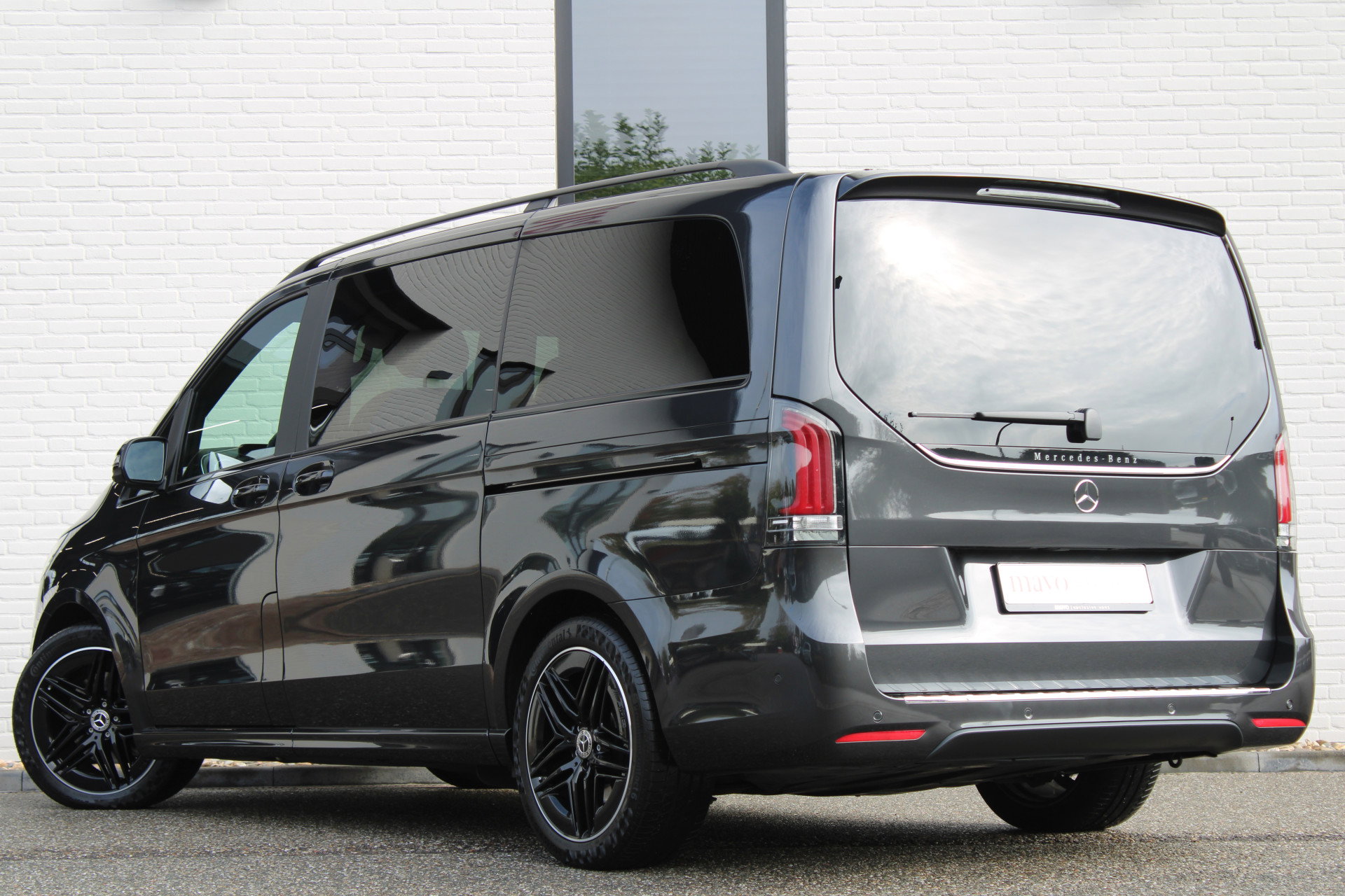Auto afbeelding: 24