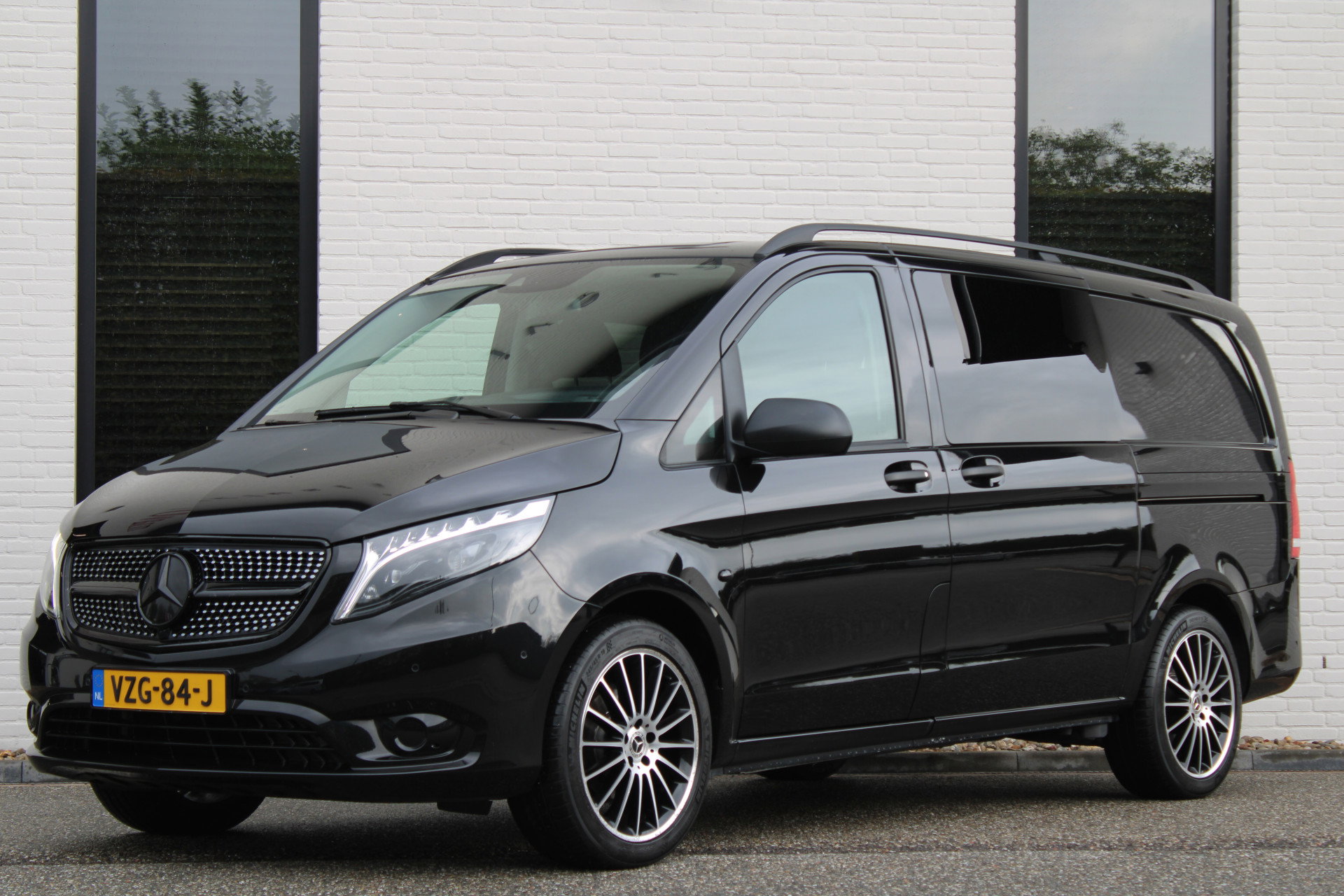 Auto afbeelding: 2
