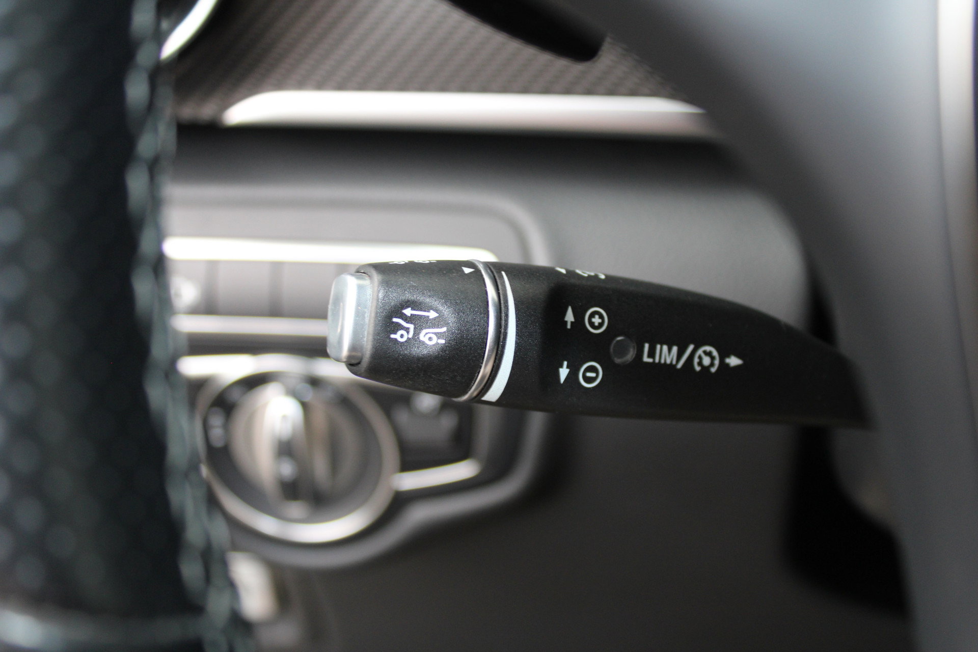 Auto afbeelding: 24