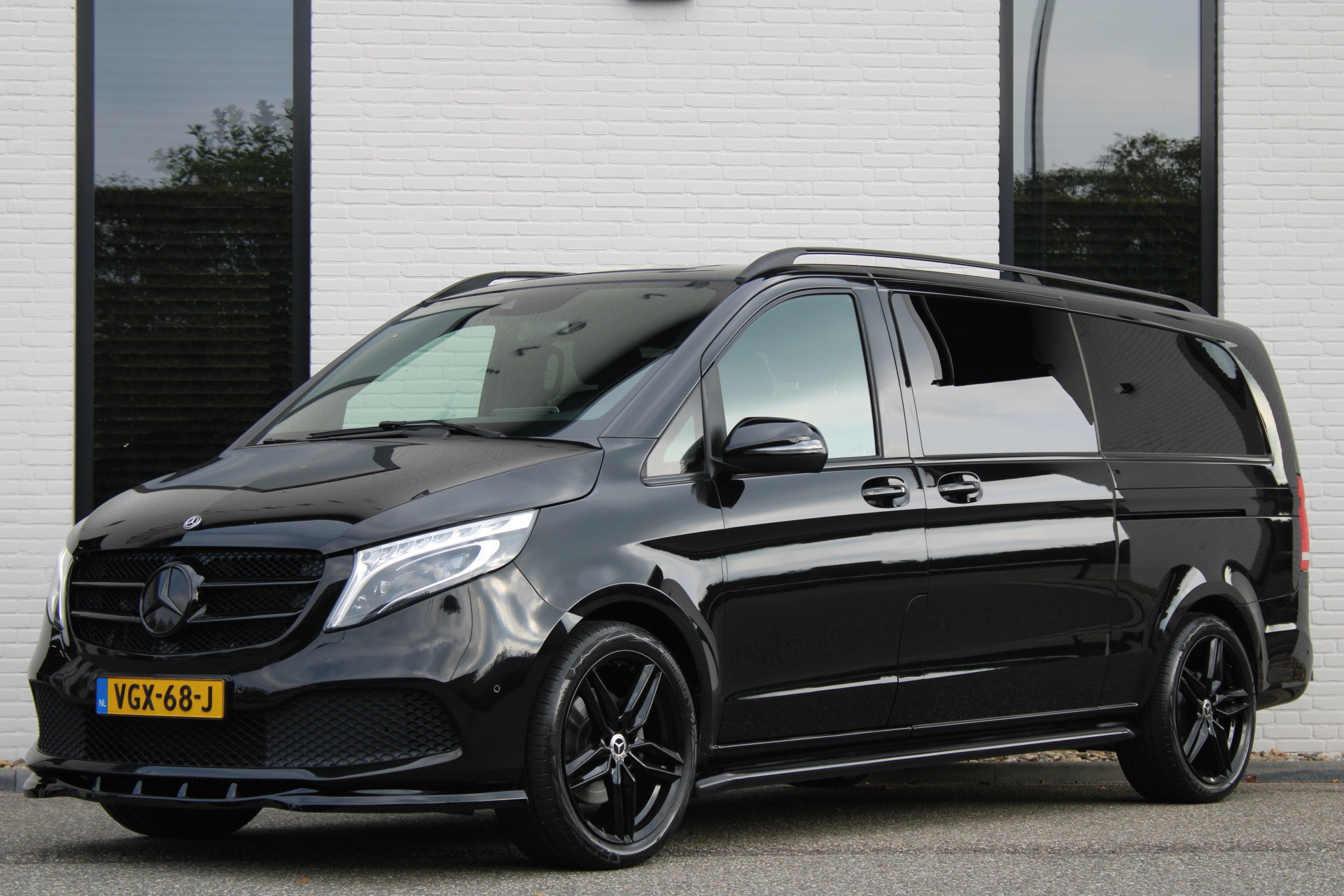 Auto afbeelding: 2