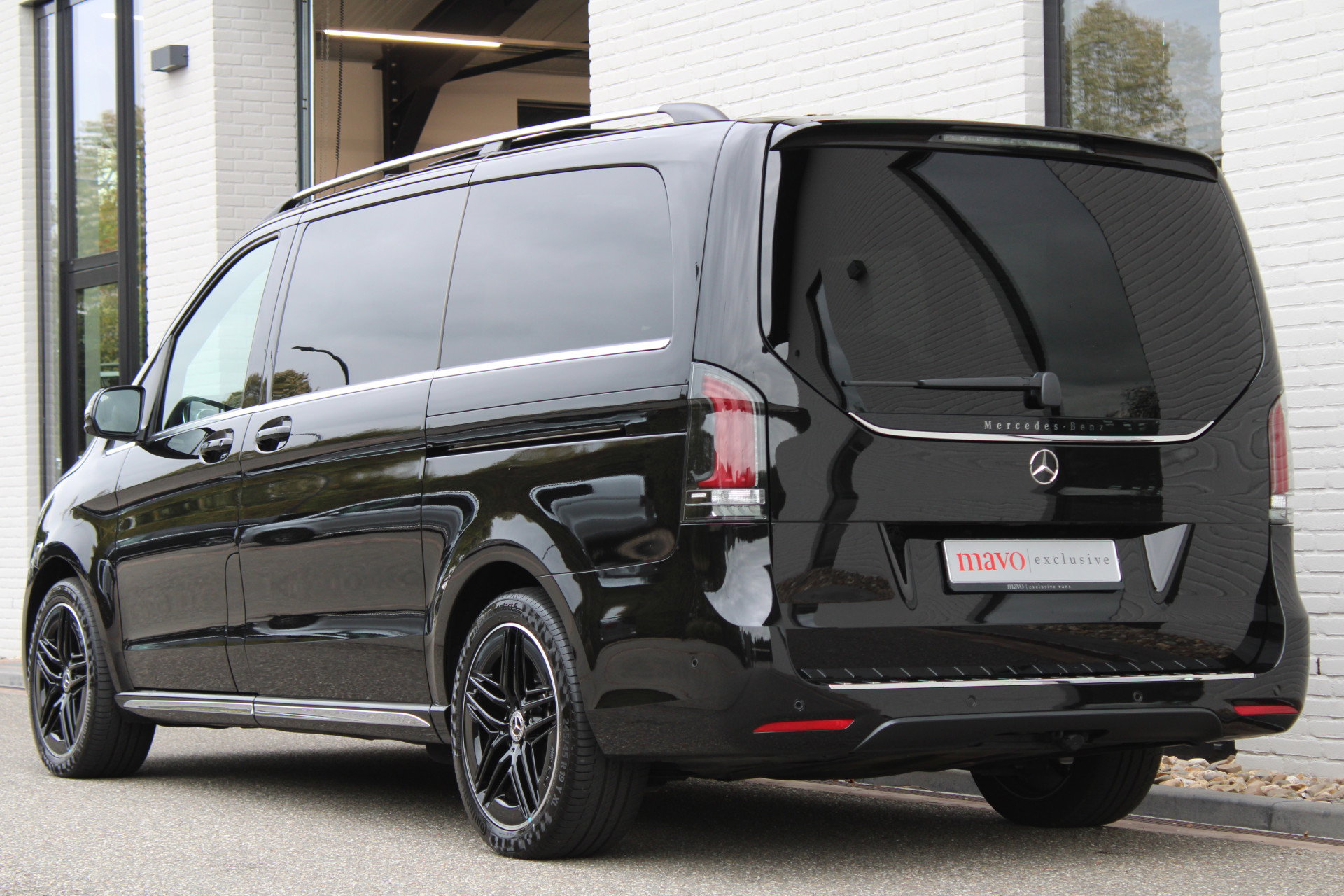 Auto afbeelding: 24