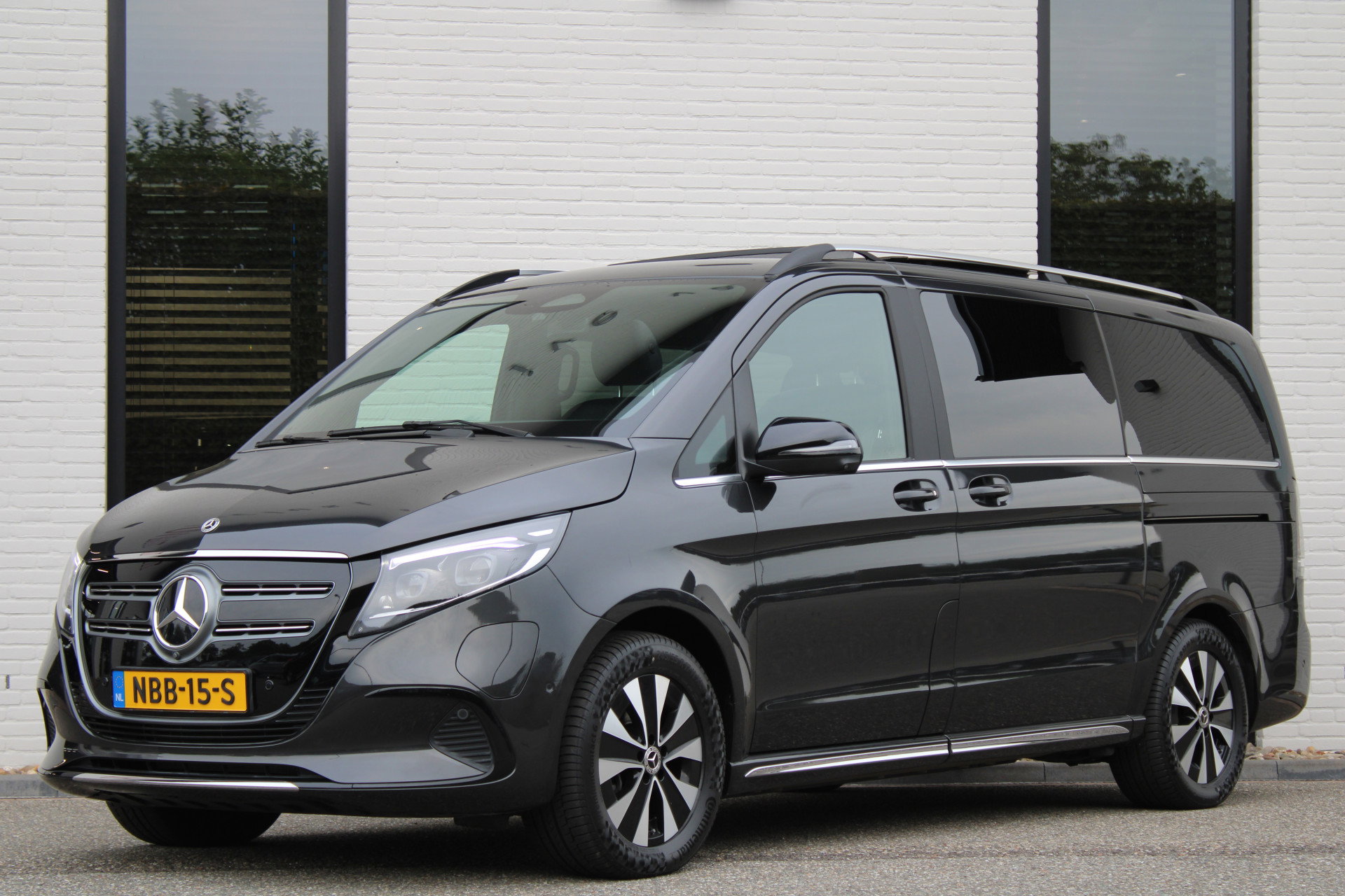 Auto afbeelding: 2
