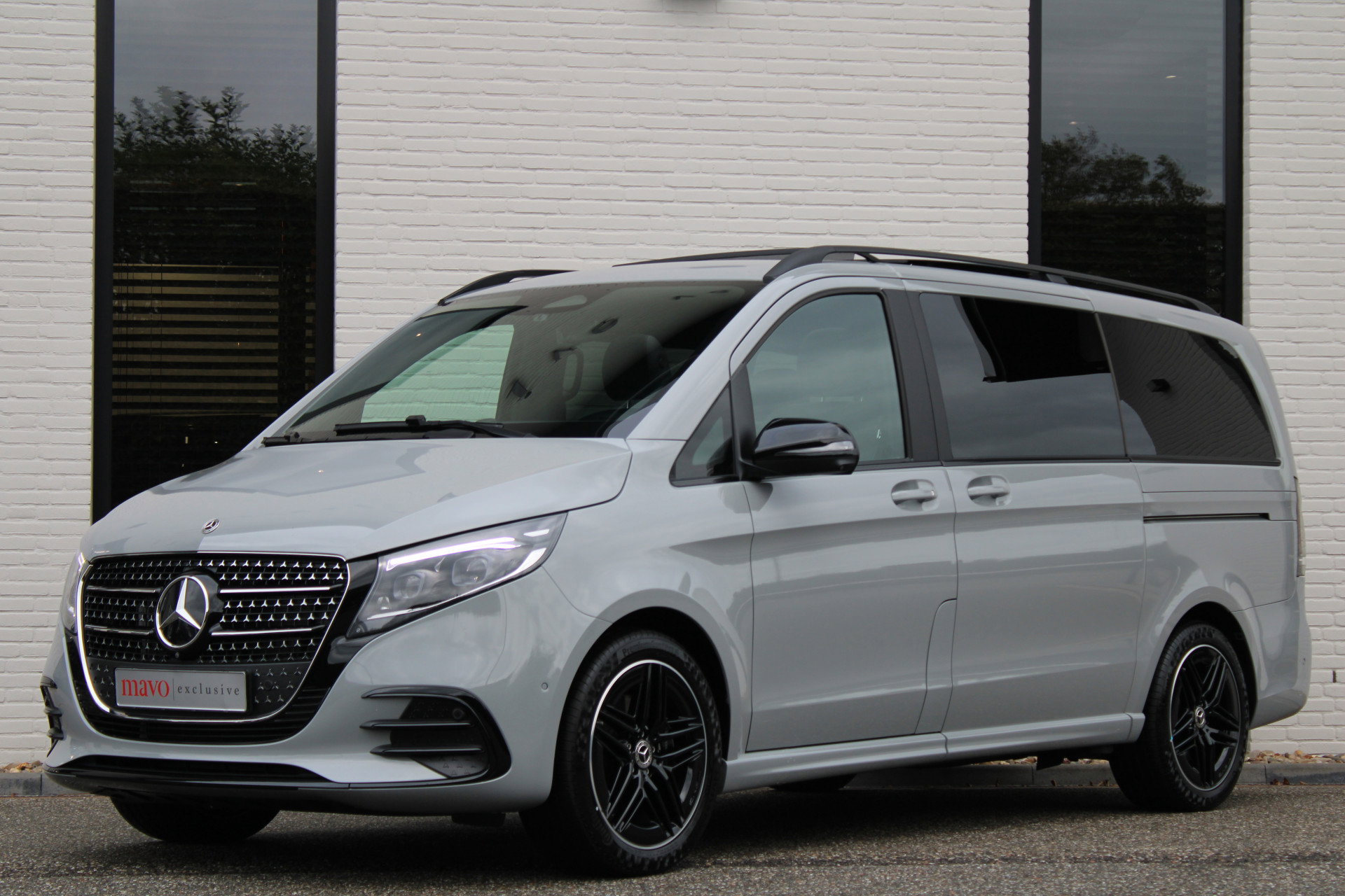 Auto afbeelding: 2