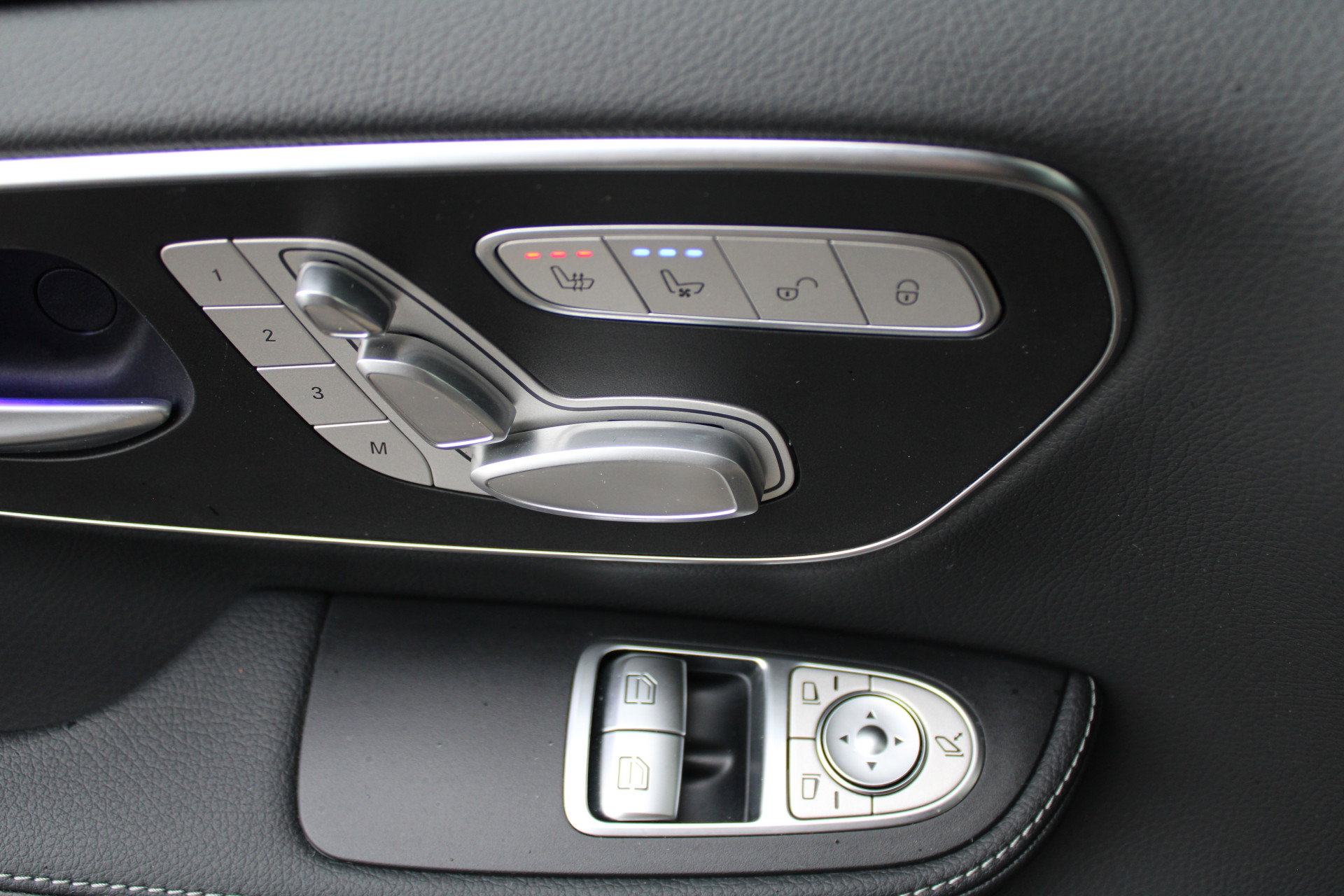 Auto afbeelding: 16