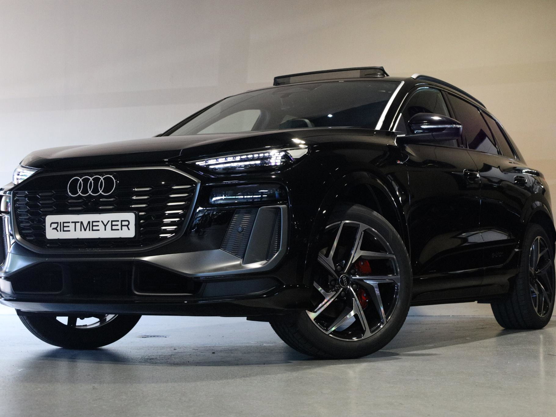 Audi Q6 e-tron