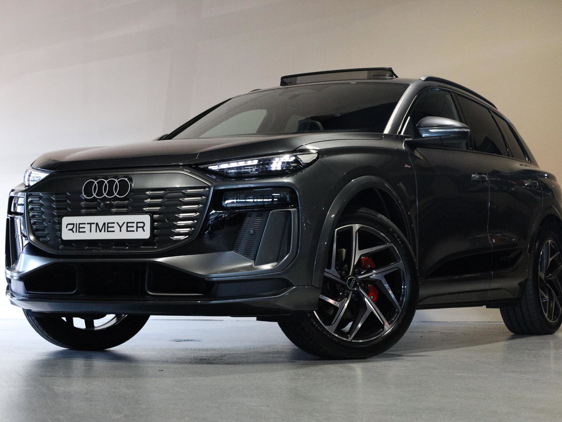 Audi Q6 e-tron