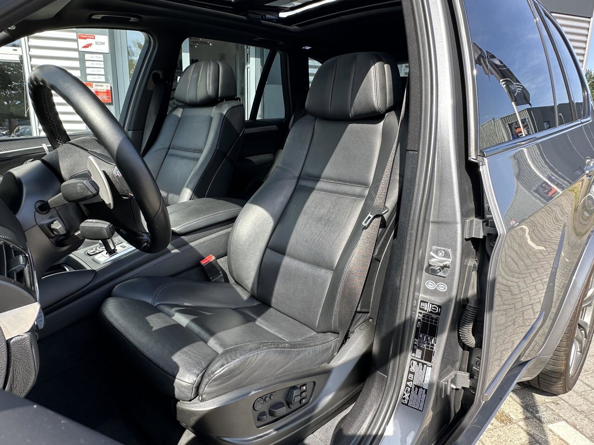 BMW X5M - 23