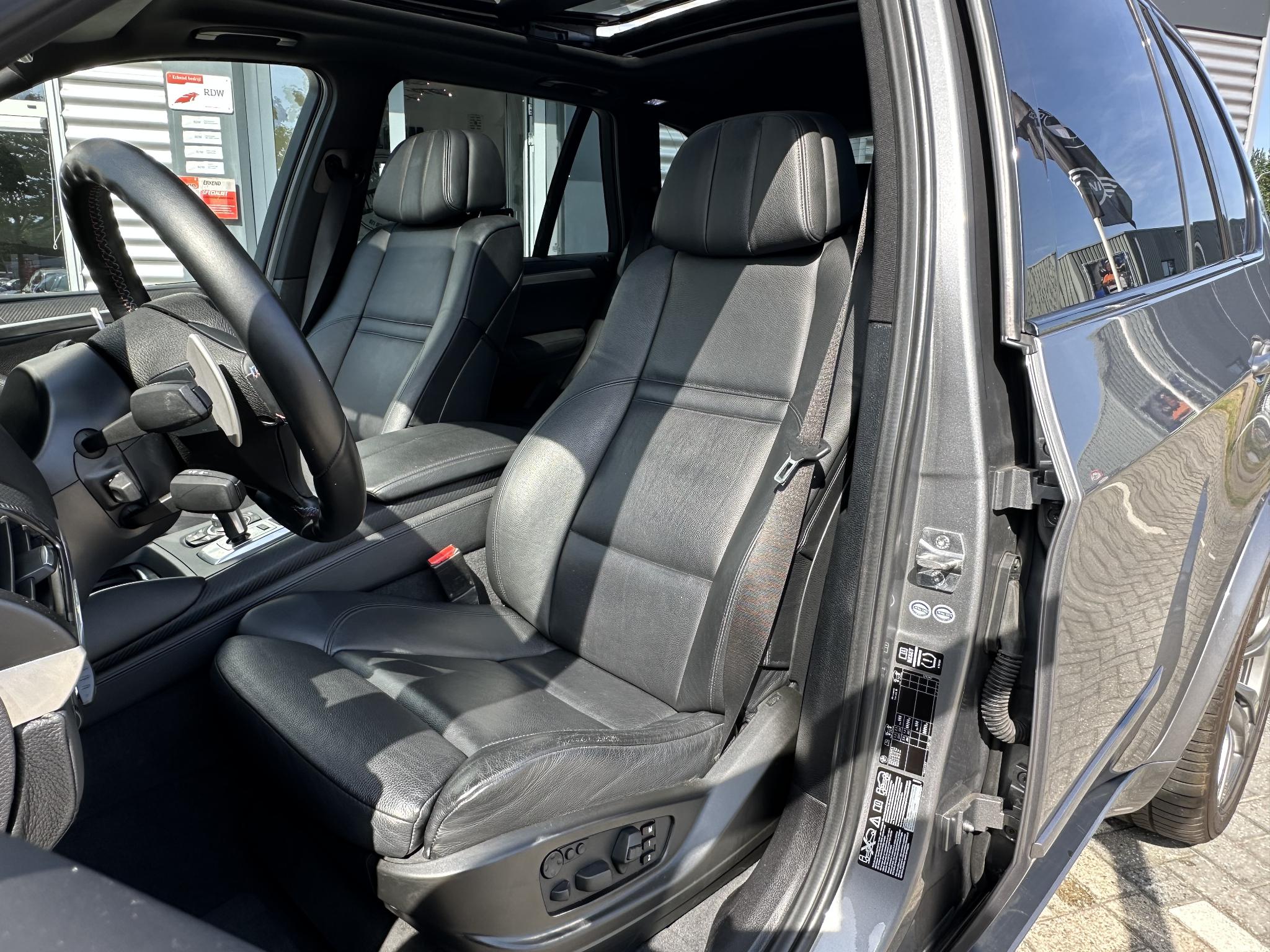 BMW X5M - 23