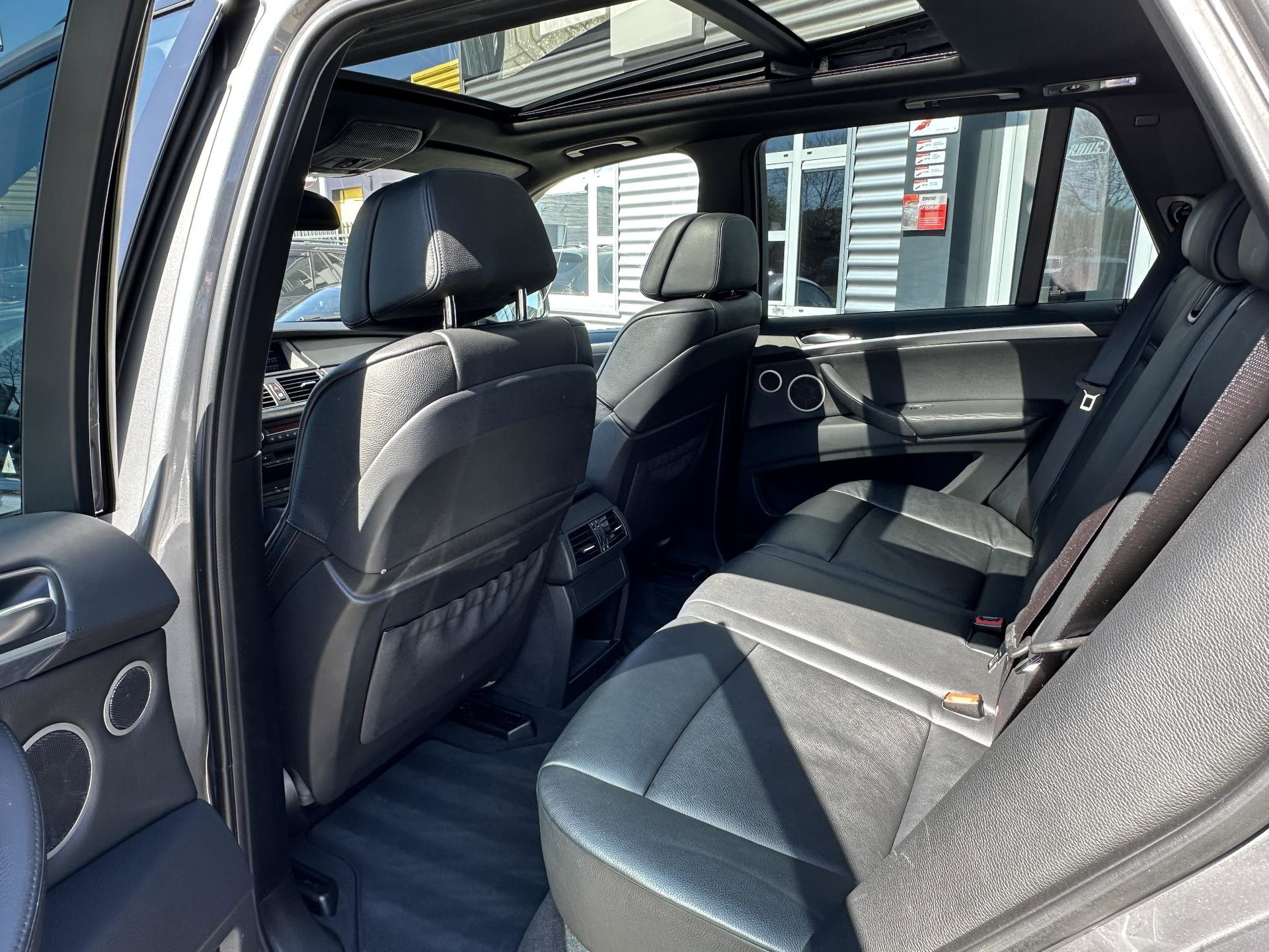 BMW X5M - 28
