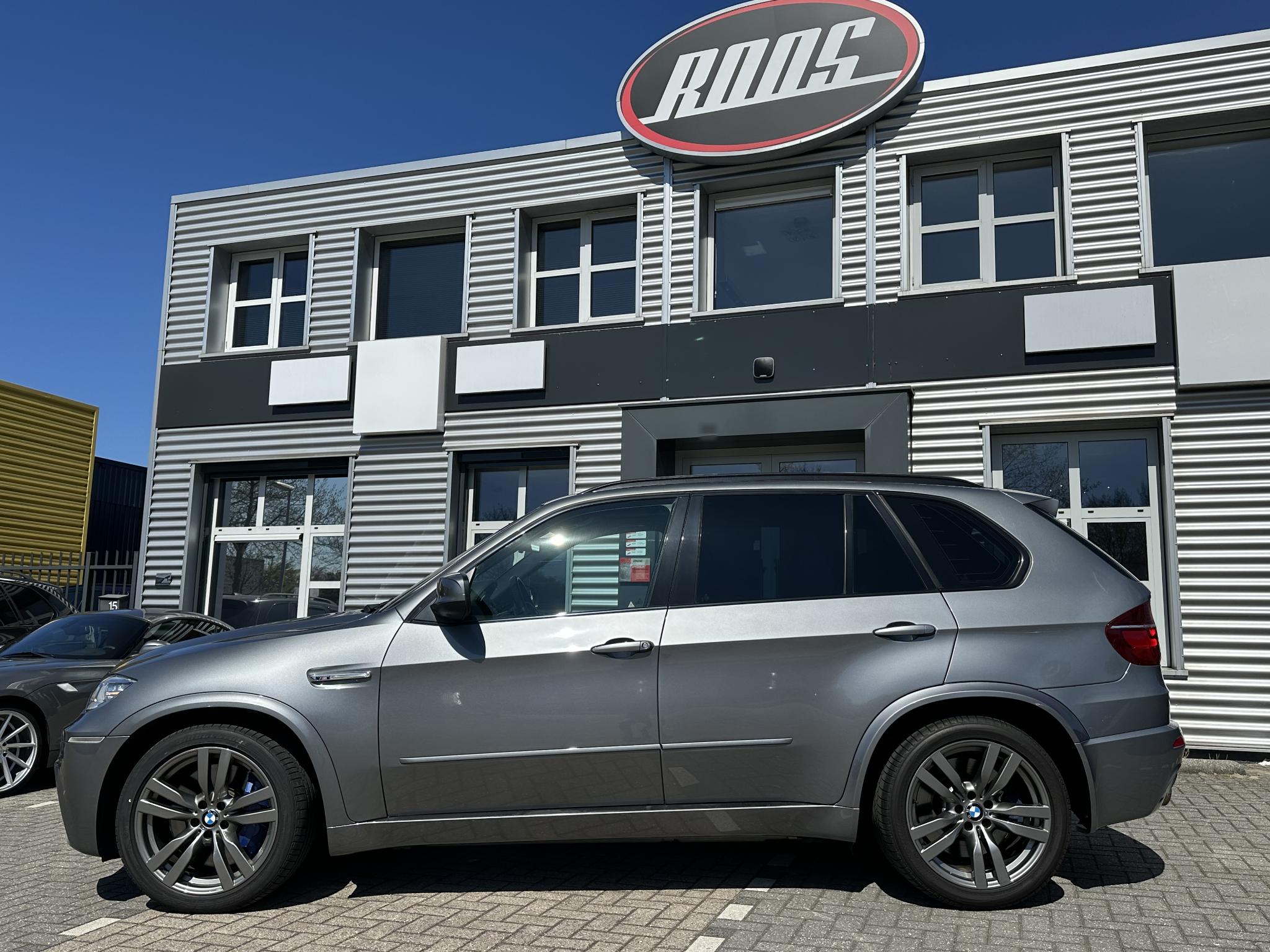 BMW X5M - 4