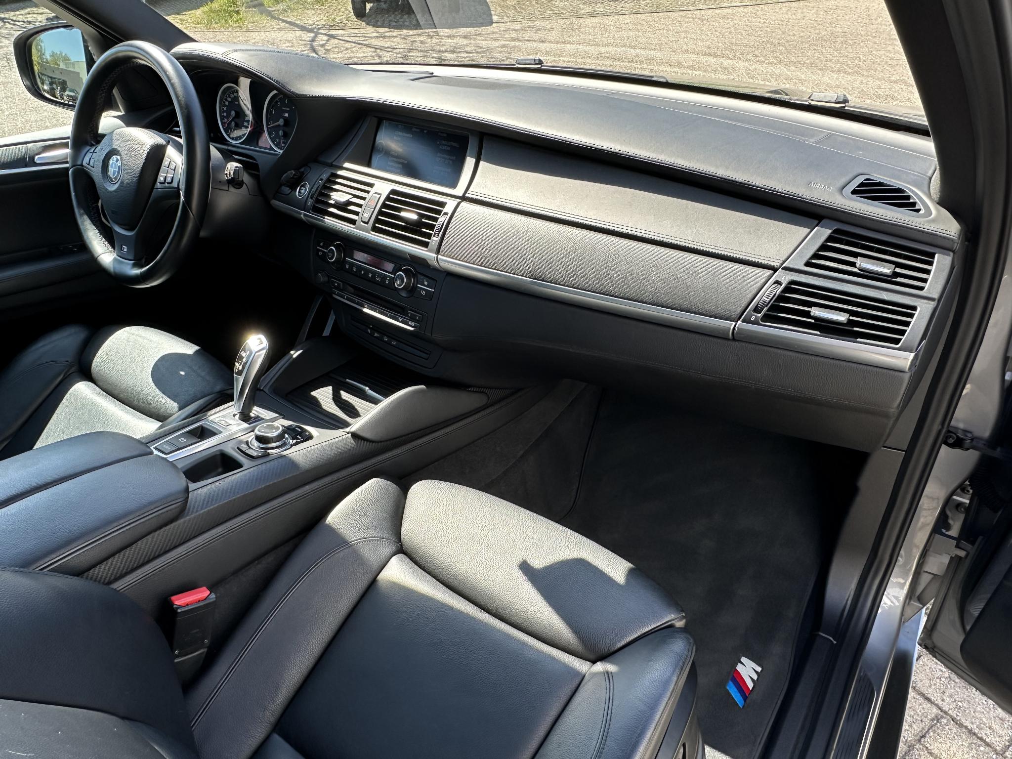 BMW X5M - 34