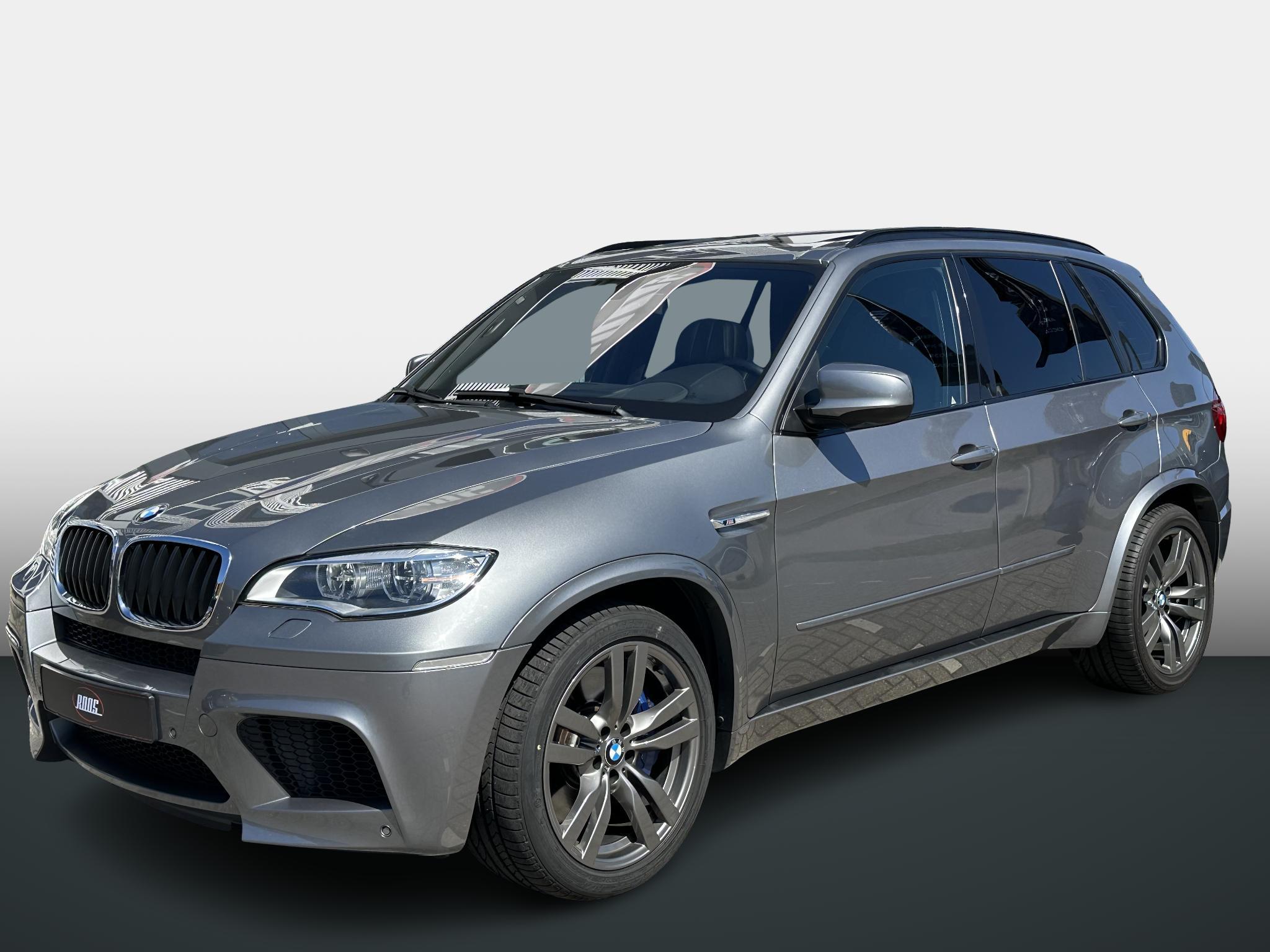 BMW X5M - 0