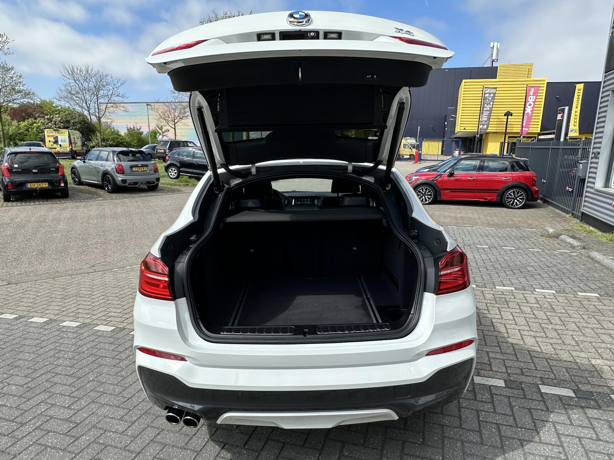 BMW X4 - 24
