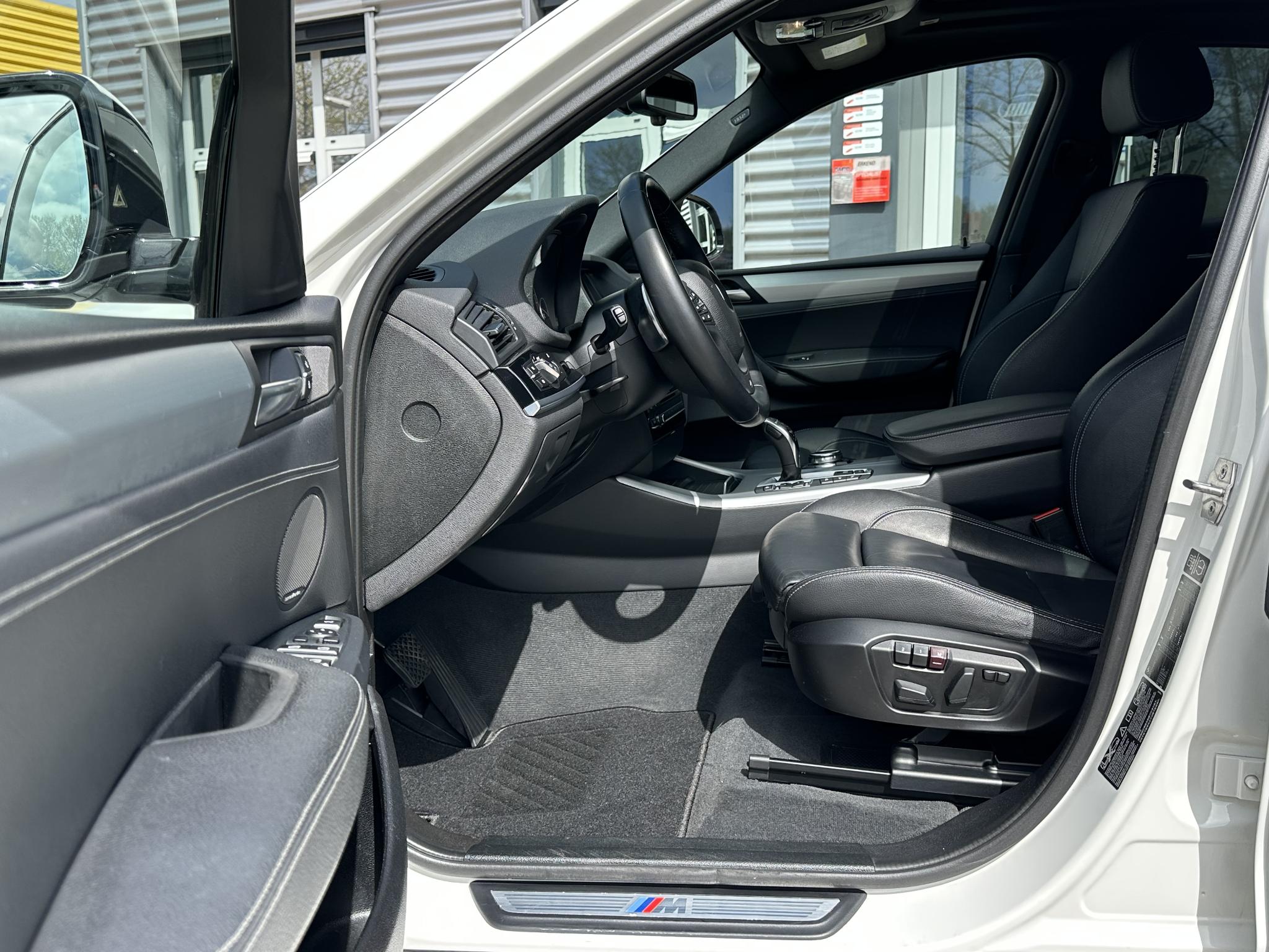 BMW X4 - 28