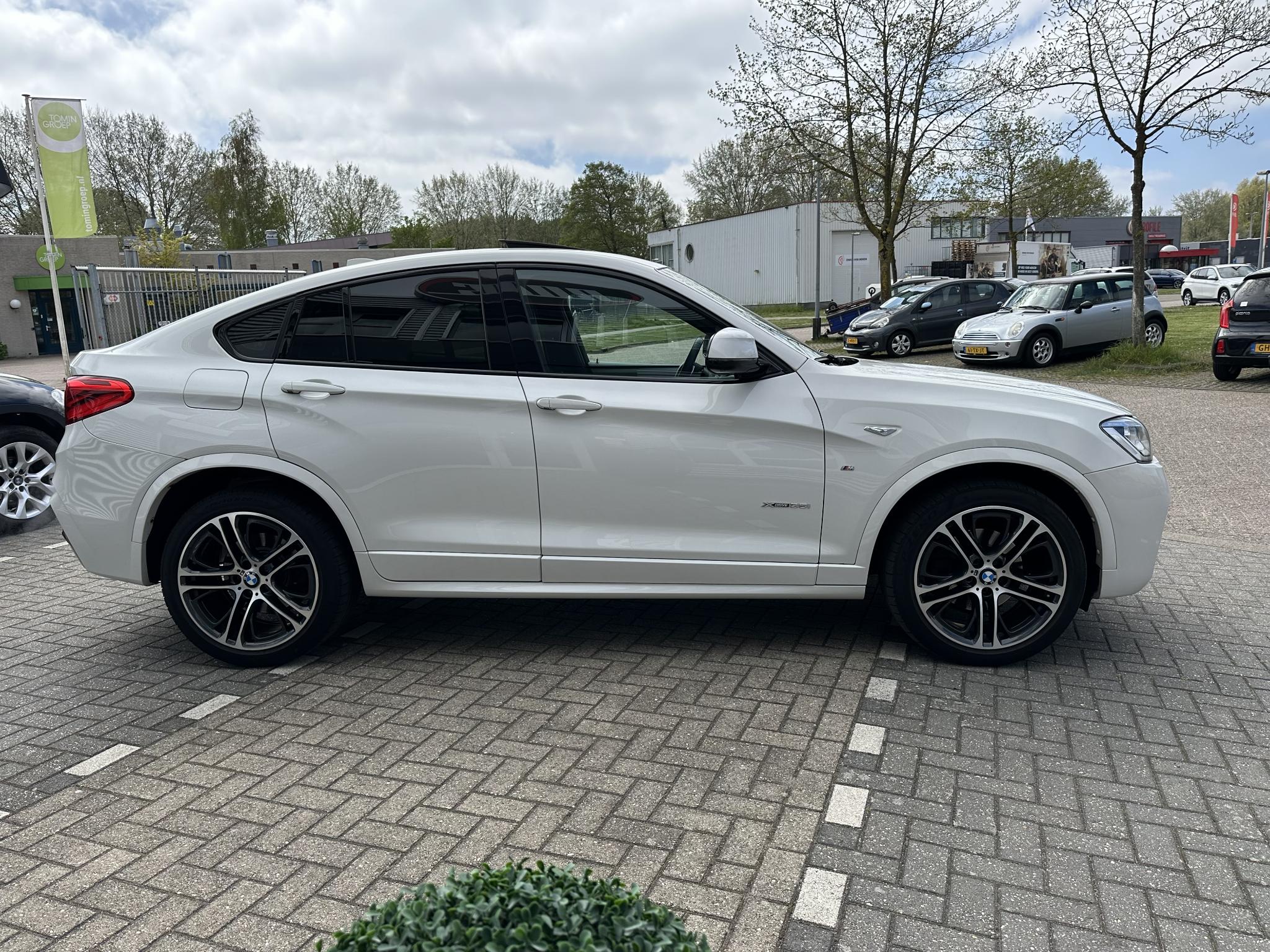 BMW X4 - 10