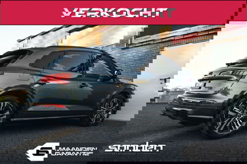 44271640