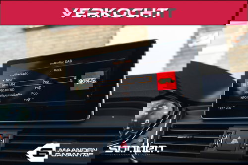 44271640