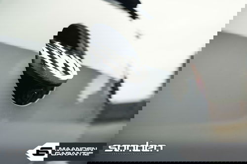 45367618
