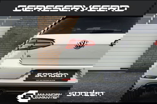 45367618