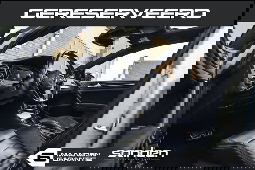 45367618