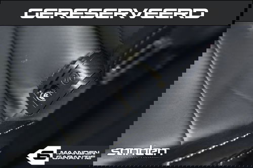 45367618