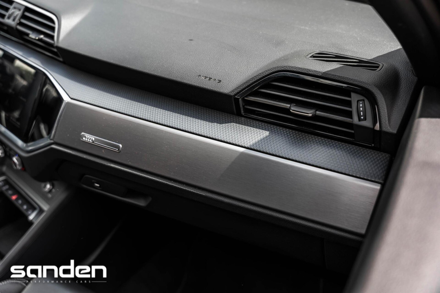 53391081