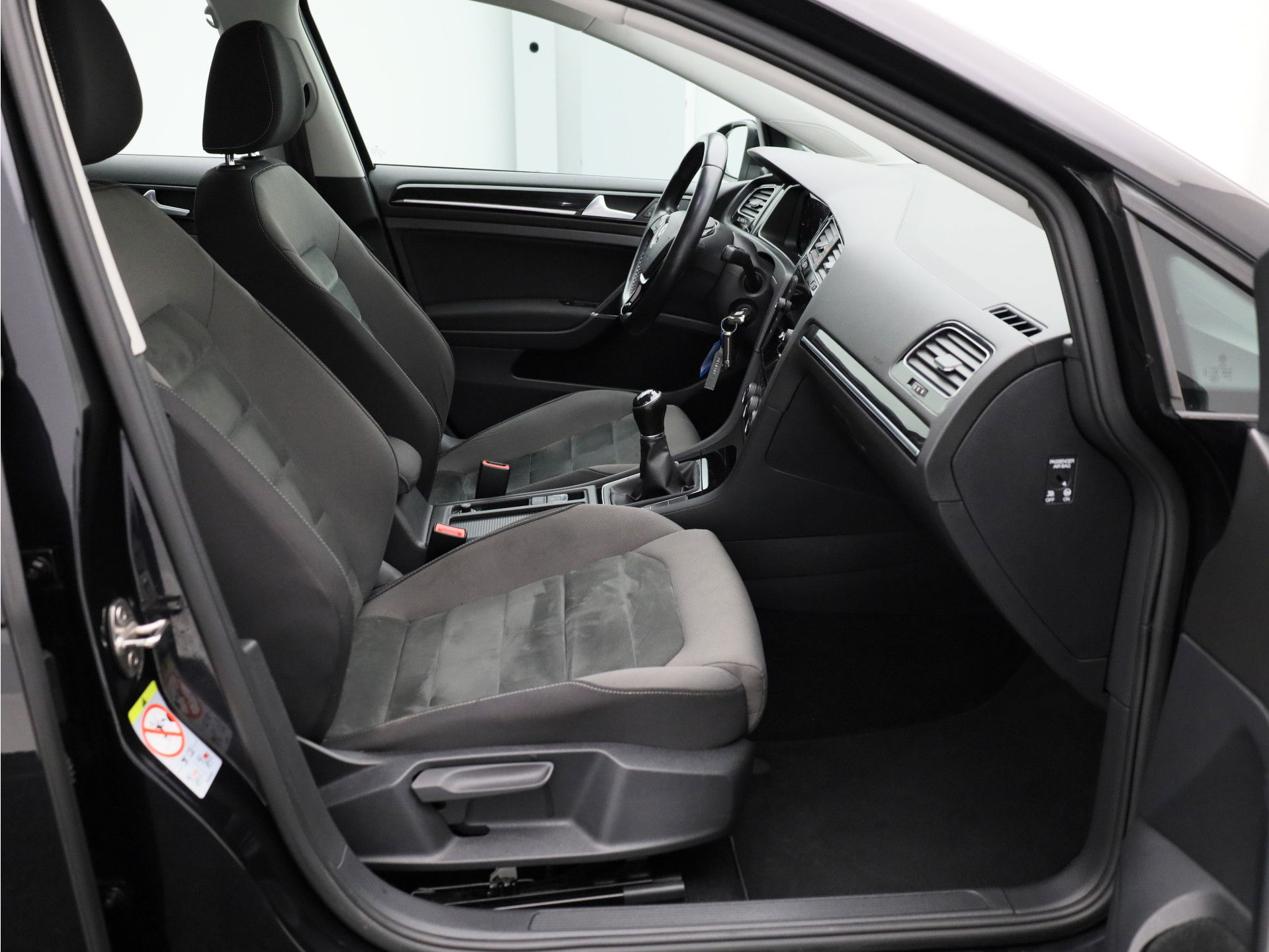 Auto afbeelding: 24