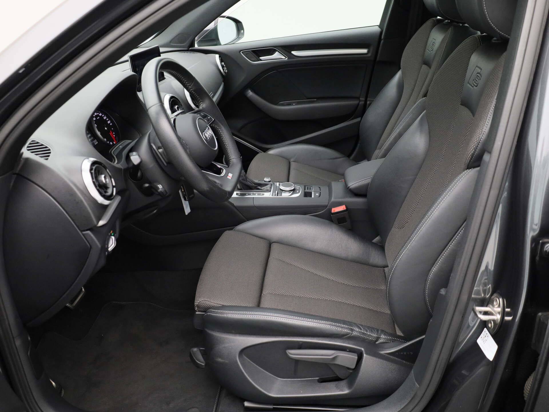 Auto afbeelding: 26
