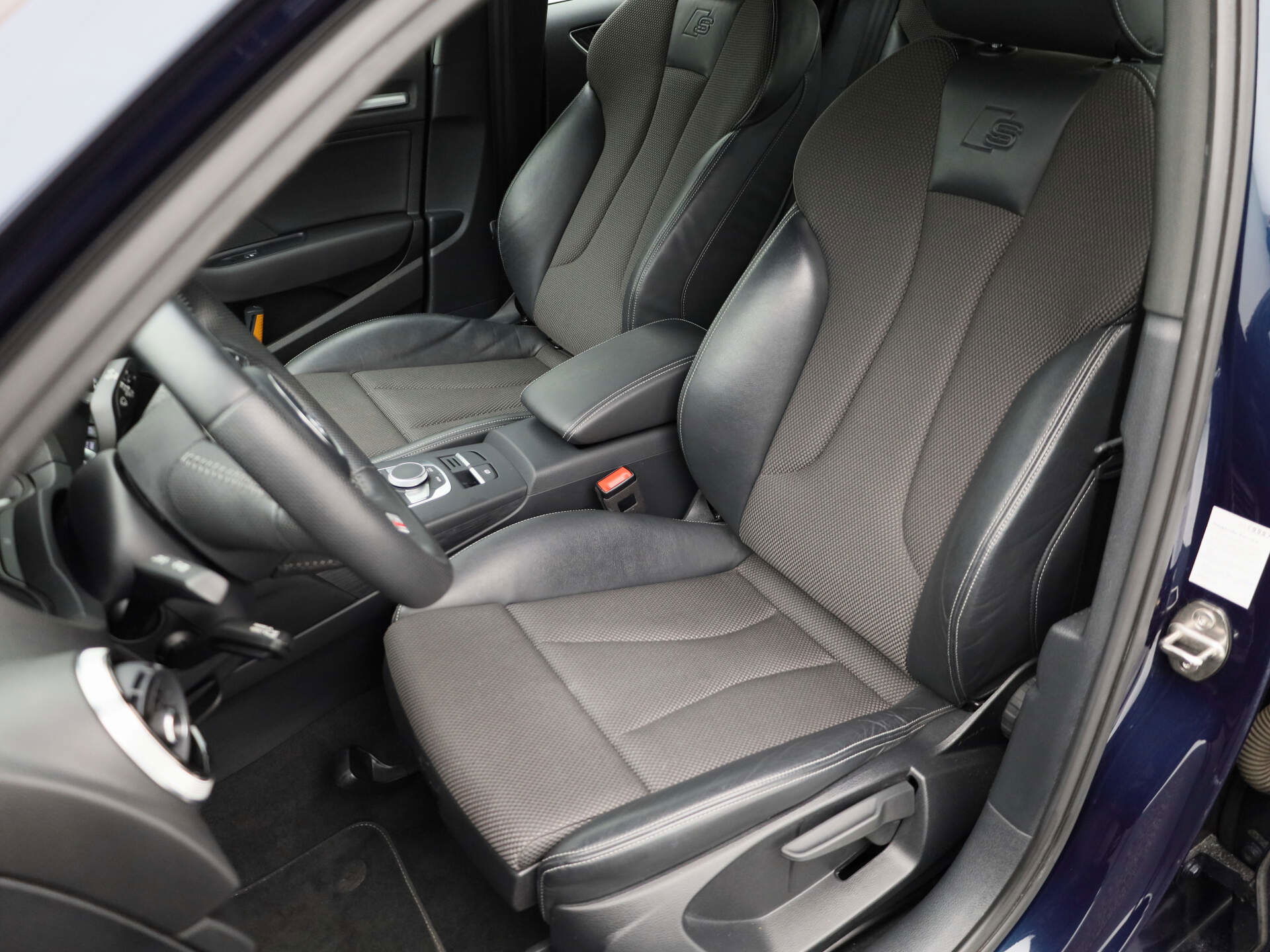 Auto afbeelding: 7