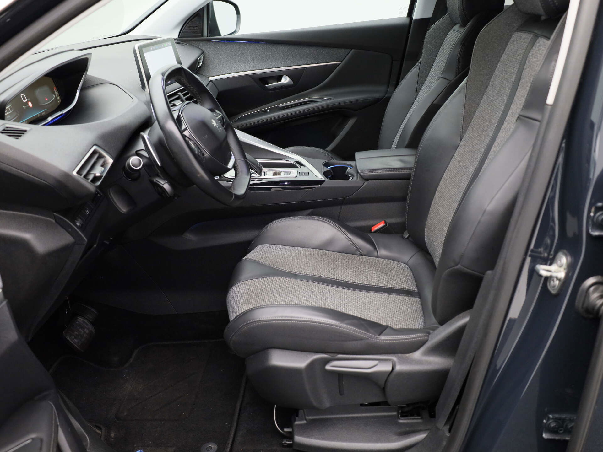 Auto afbeelding: 24