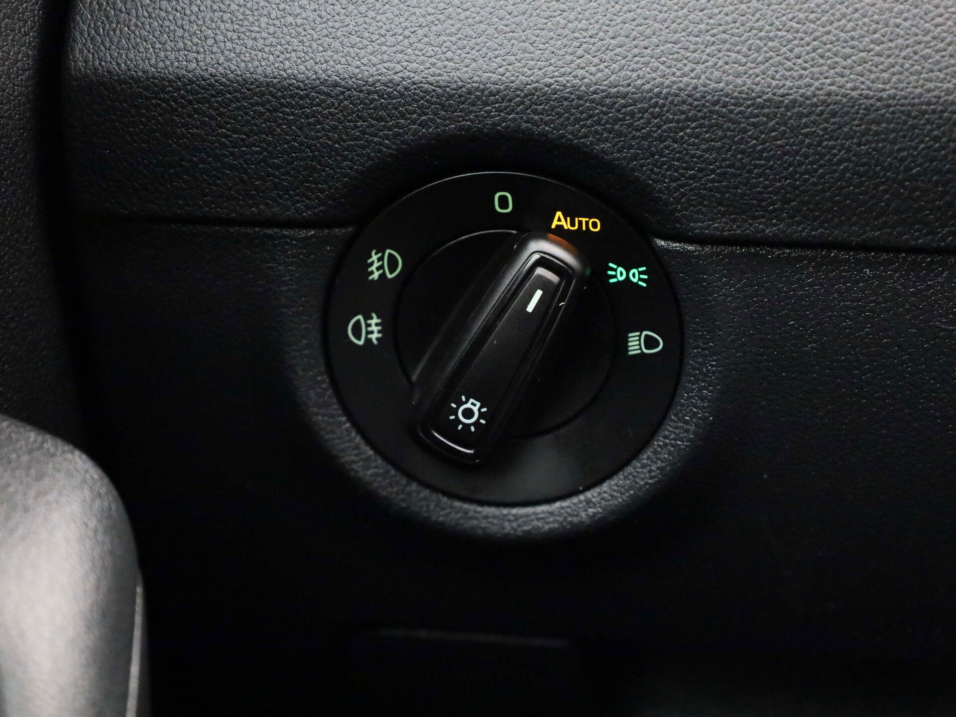 Auto afbeelding: 16