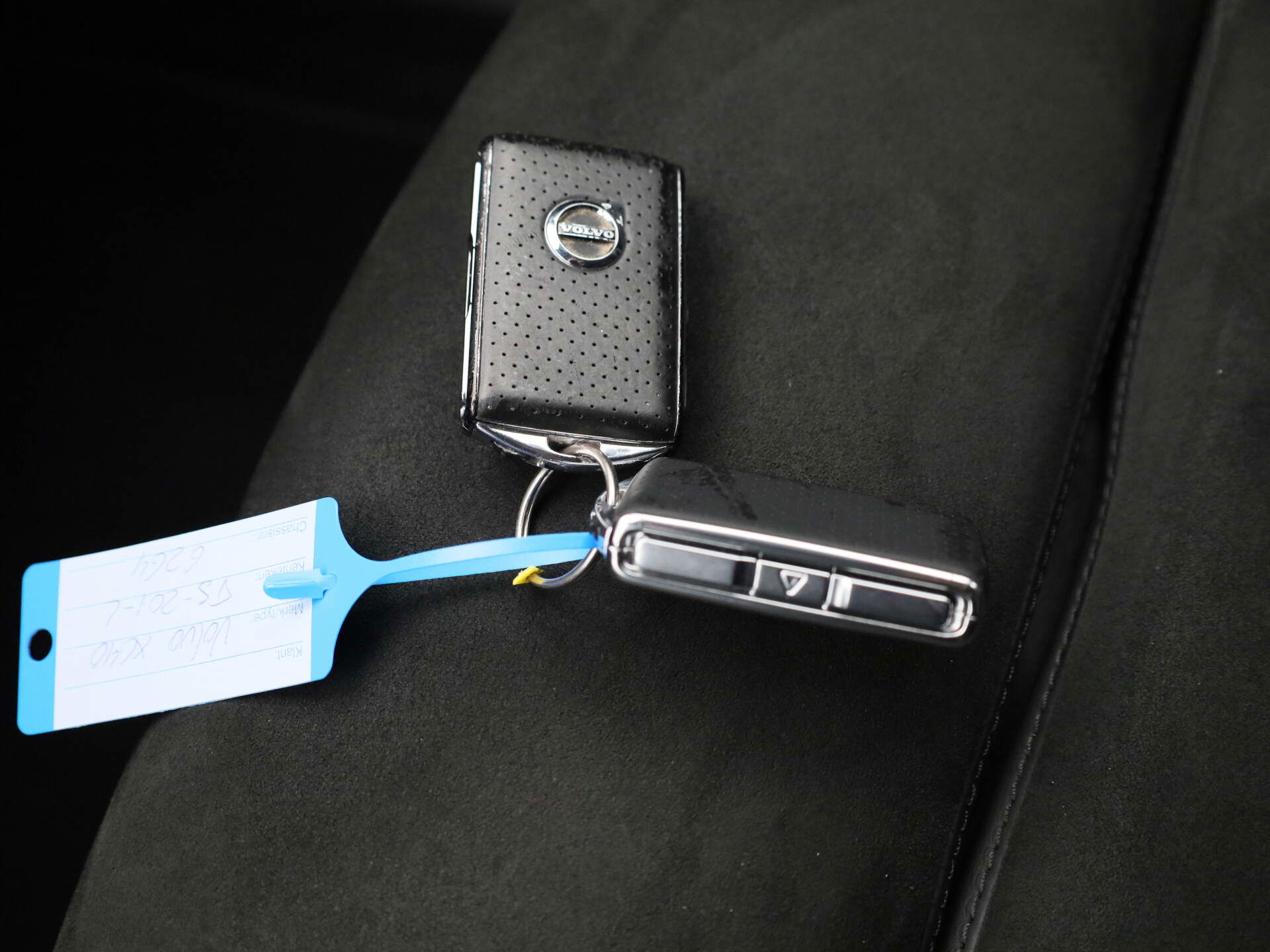 Auto afbeelding: 24