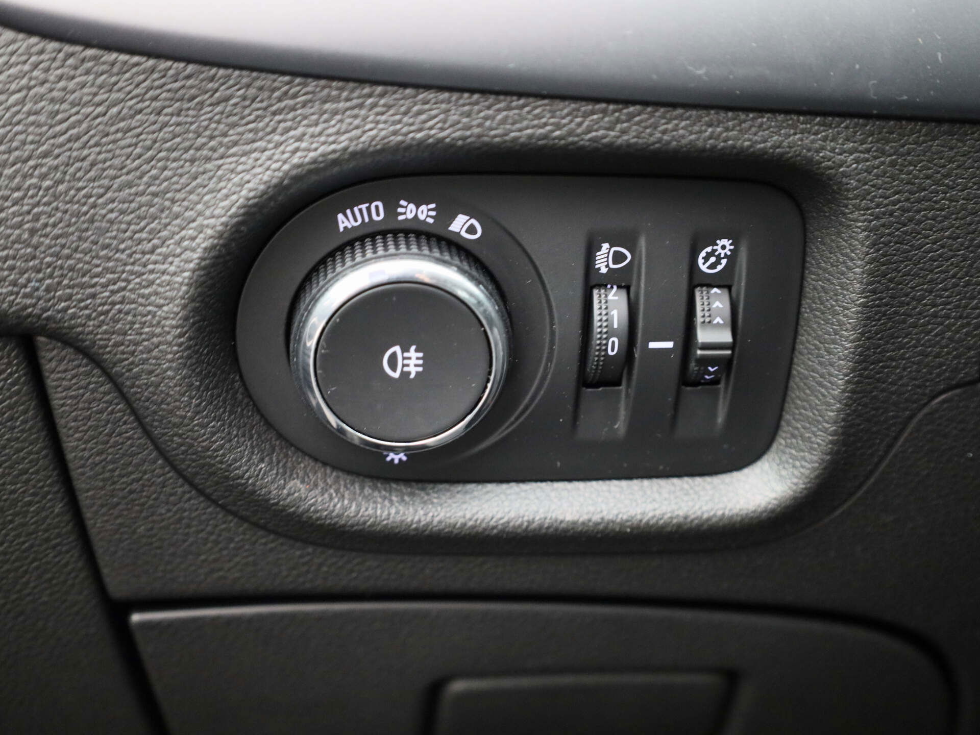 Auto afbeelding: 15