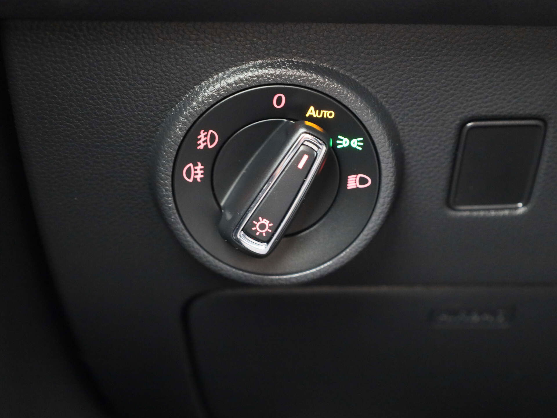 Auto afbeelding: 16