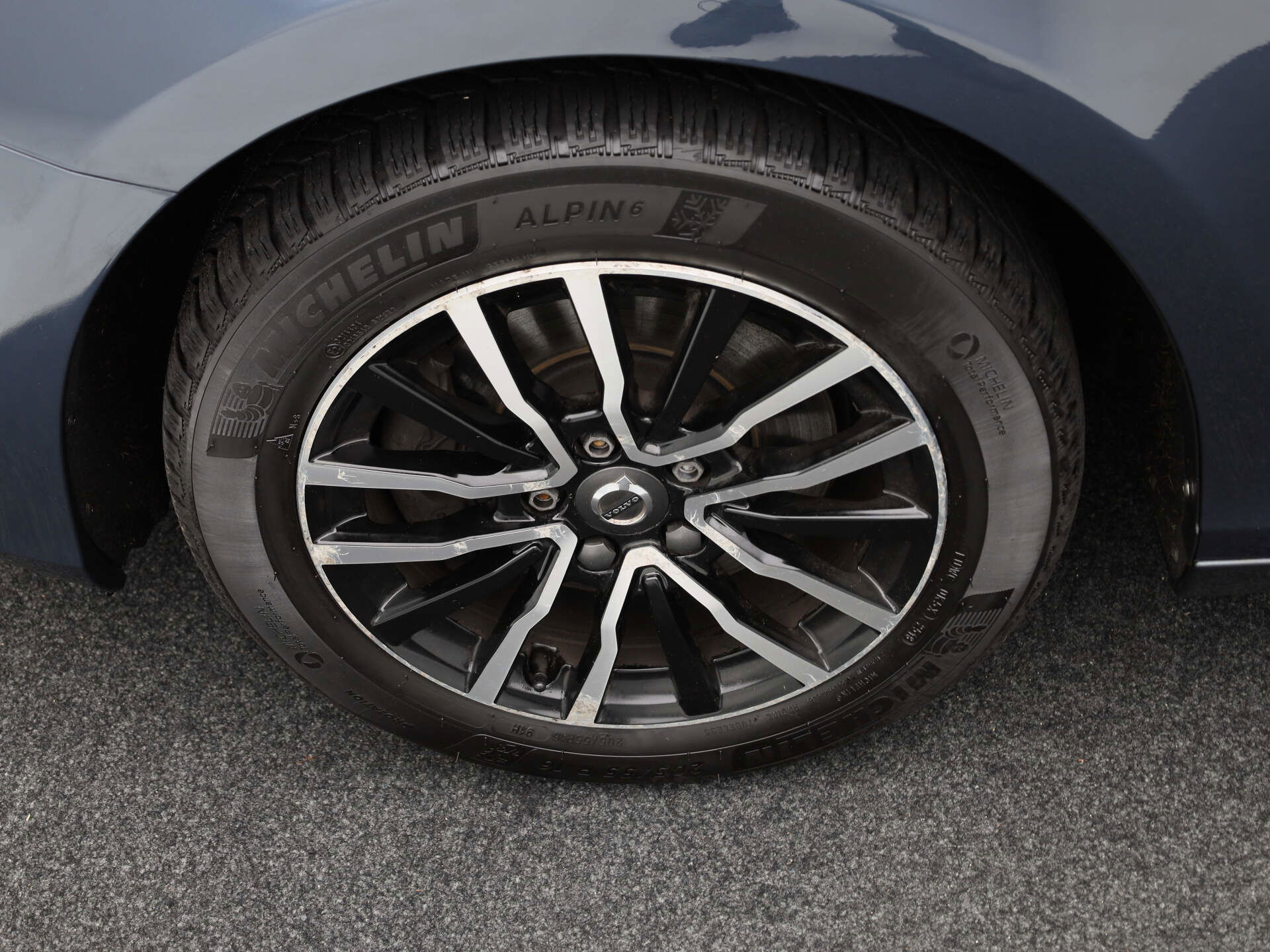 Auto afbeelding: 24