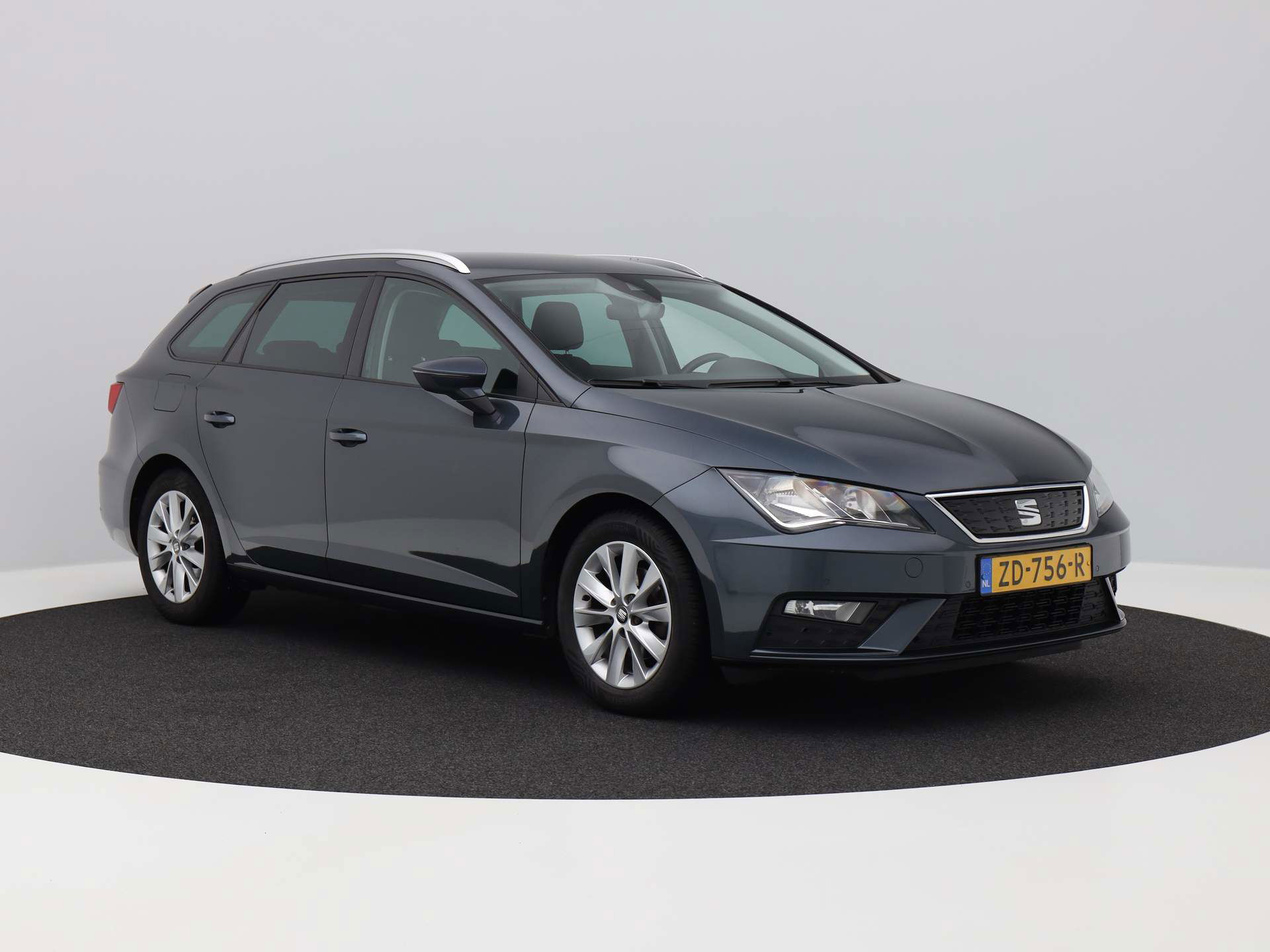 Auto afbeelding: 2