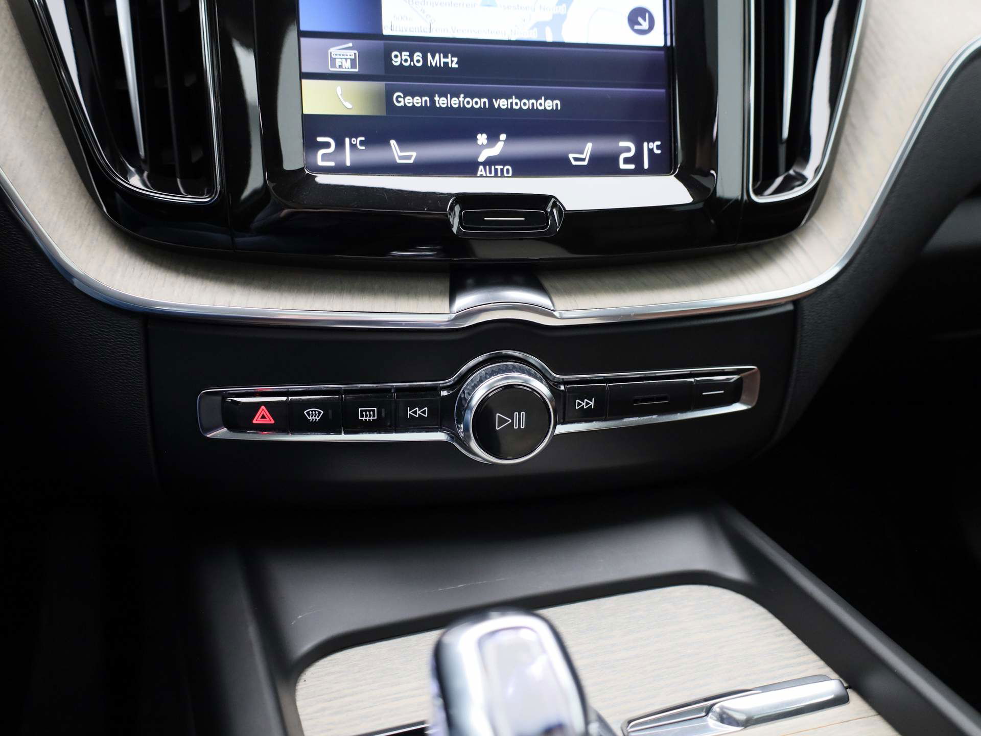 Auto afbeelding: 24