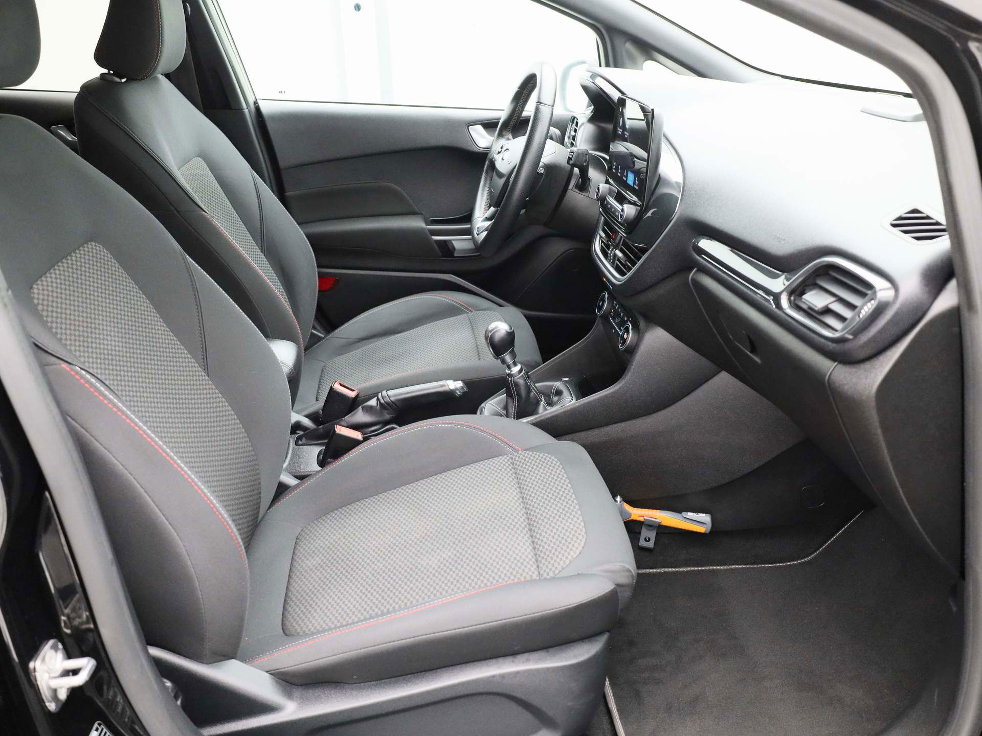 Auto afbeelding: 24