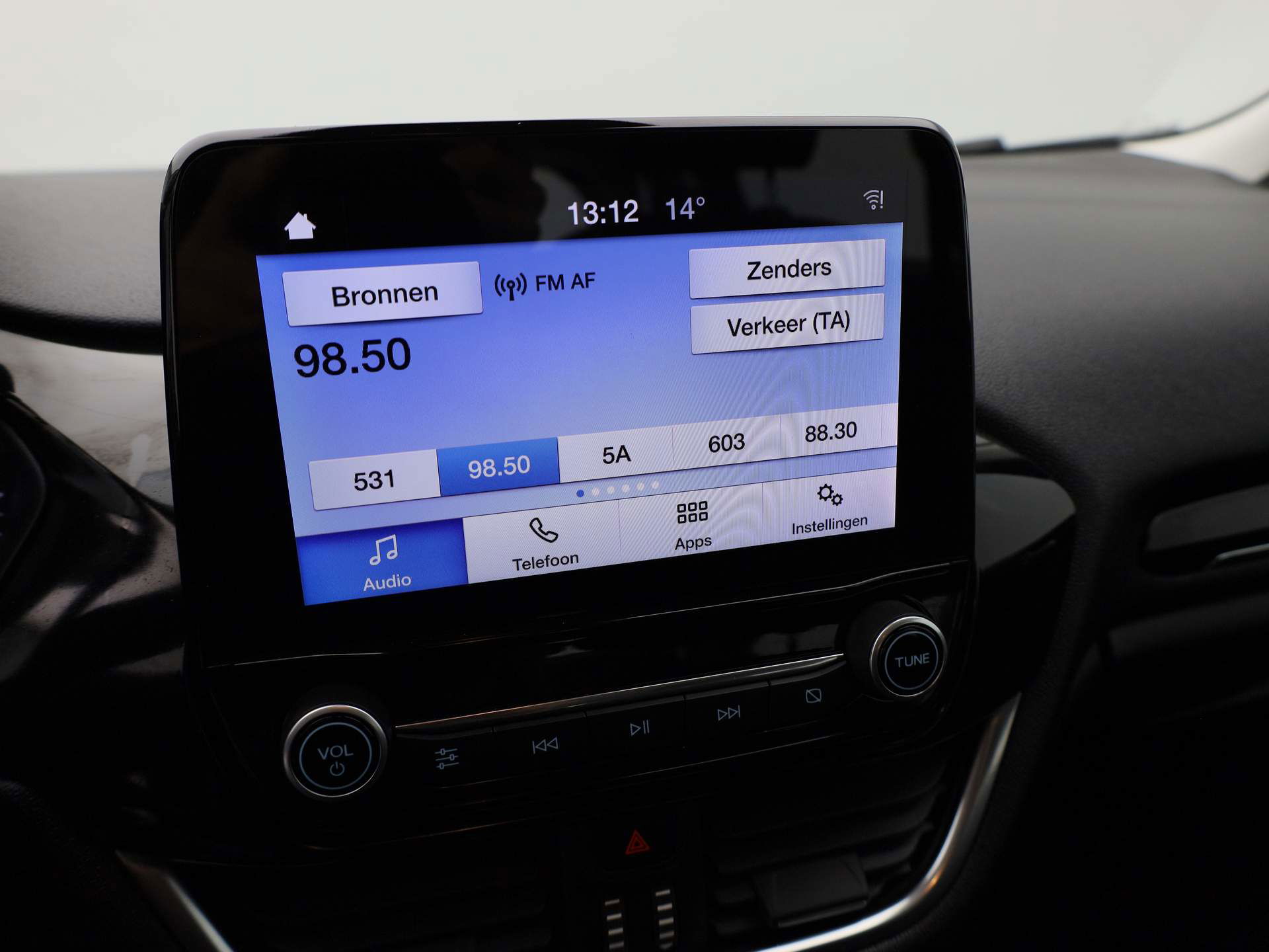 Auto afbeelding: 6