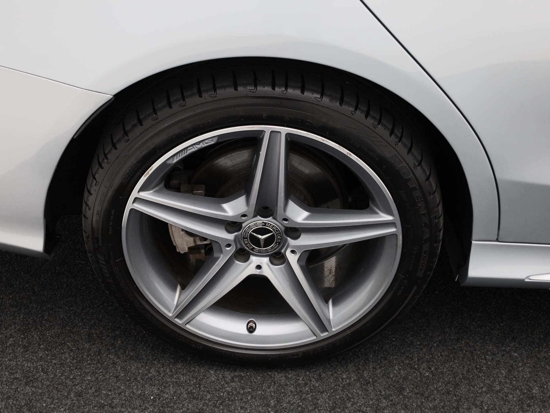 Auto afbeelding: 35