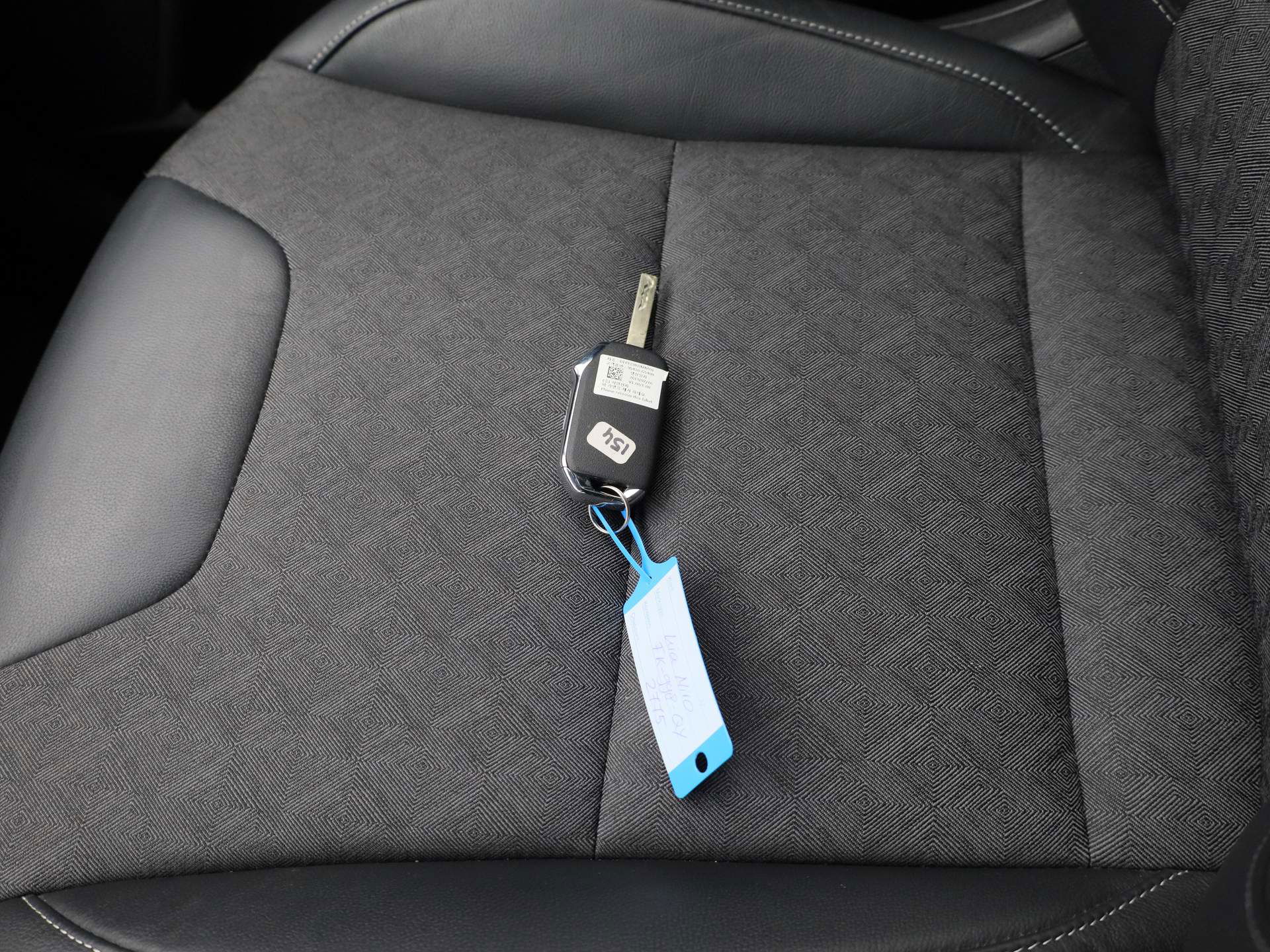 Auto afbeelding: 24