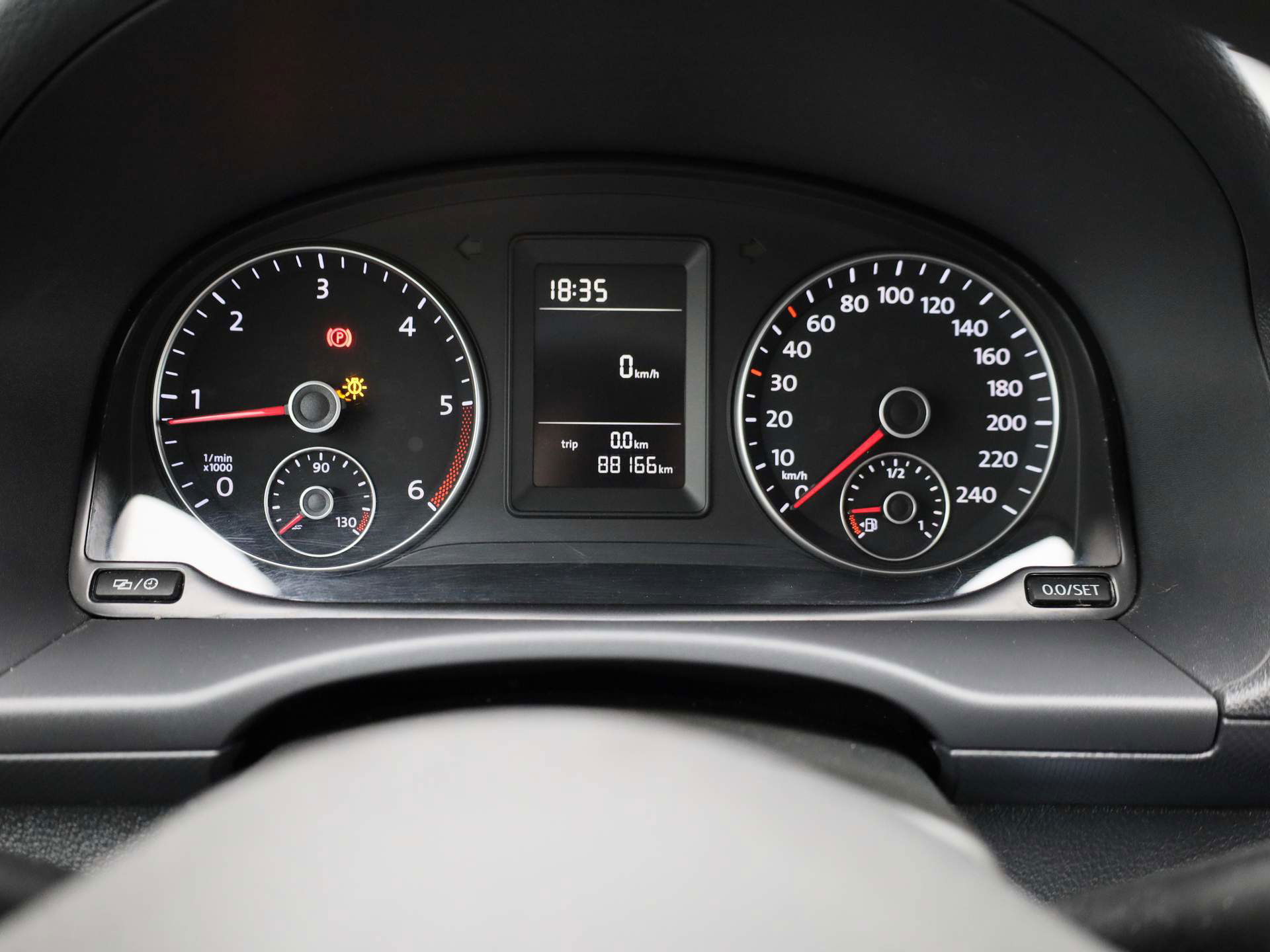 Auto afbeelding: 24