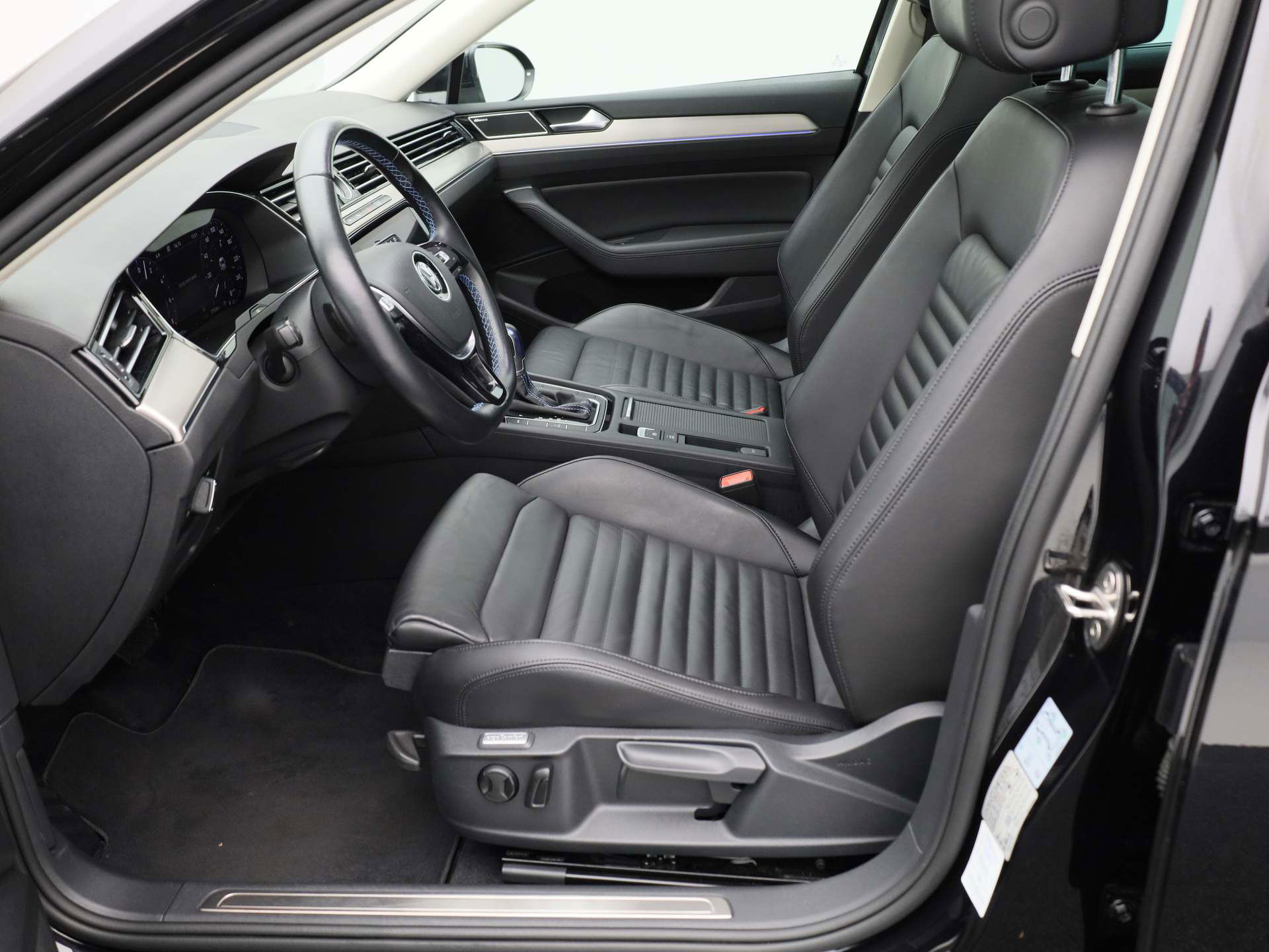 Auto afbeelding: 24